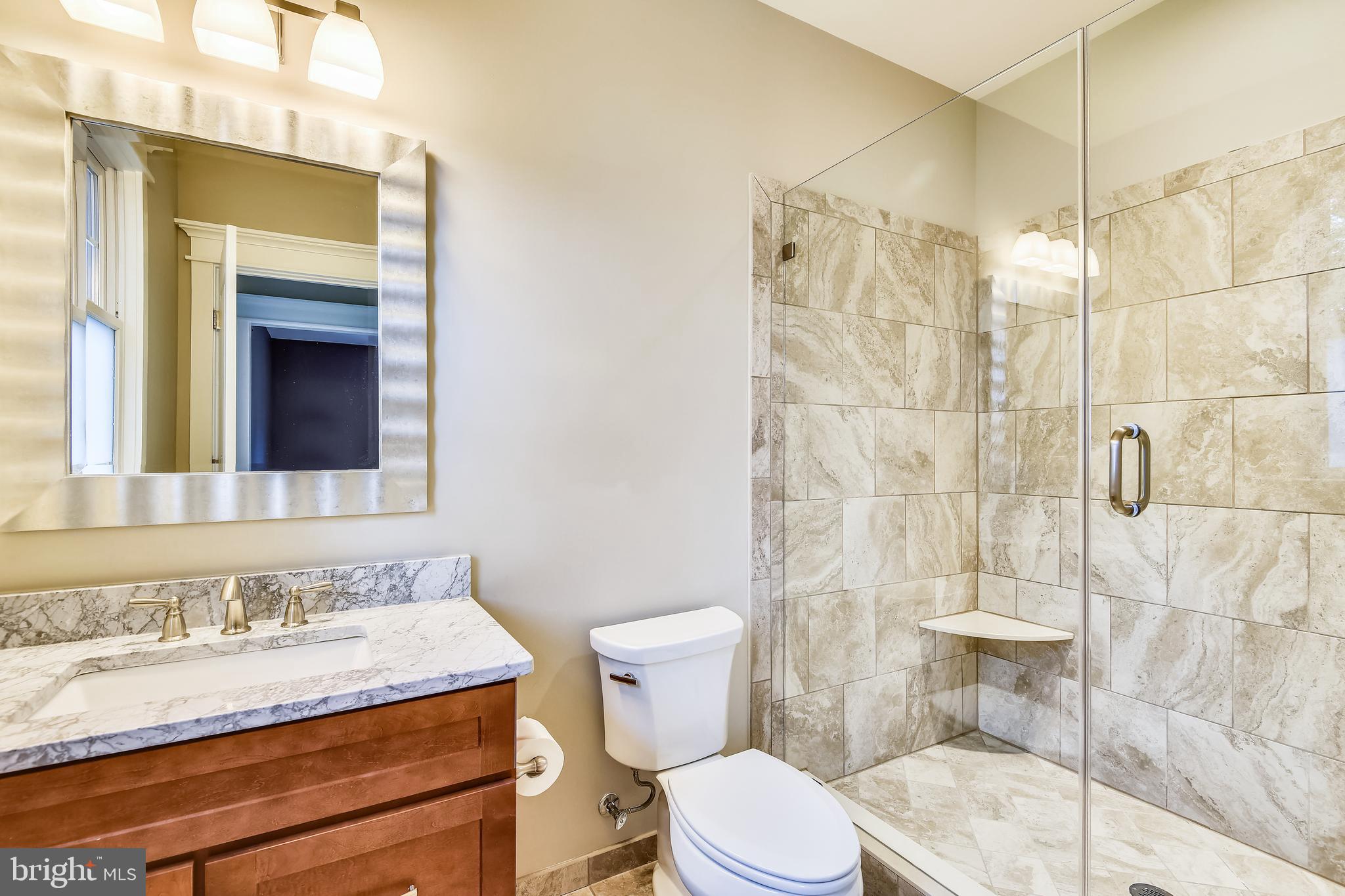 VIENNA WOODS - Residential