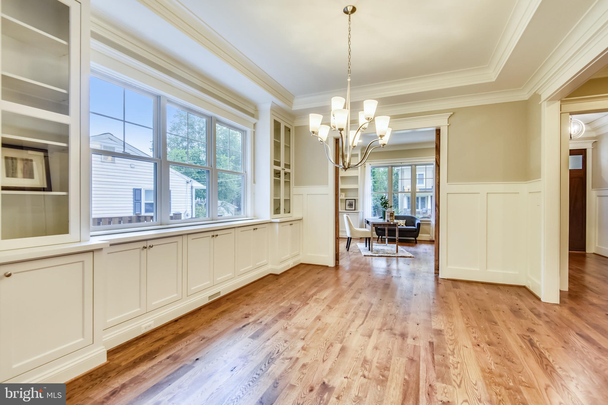 VIENNA WOODS - Residential