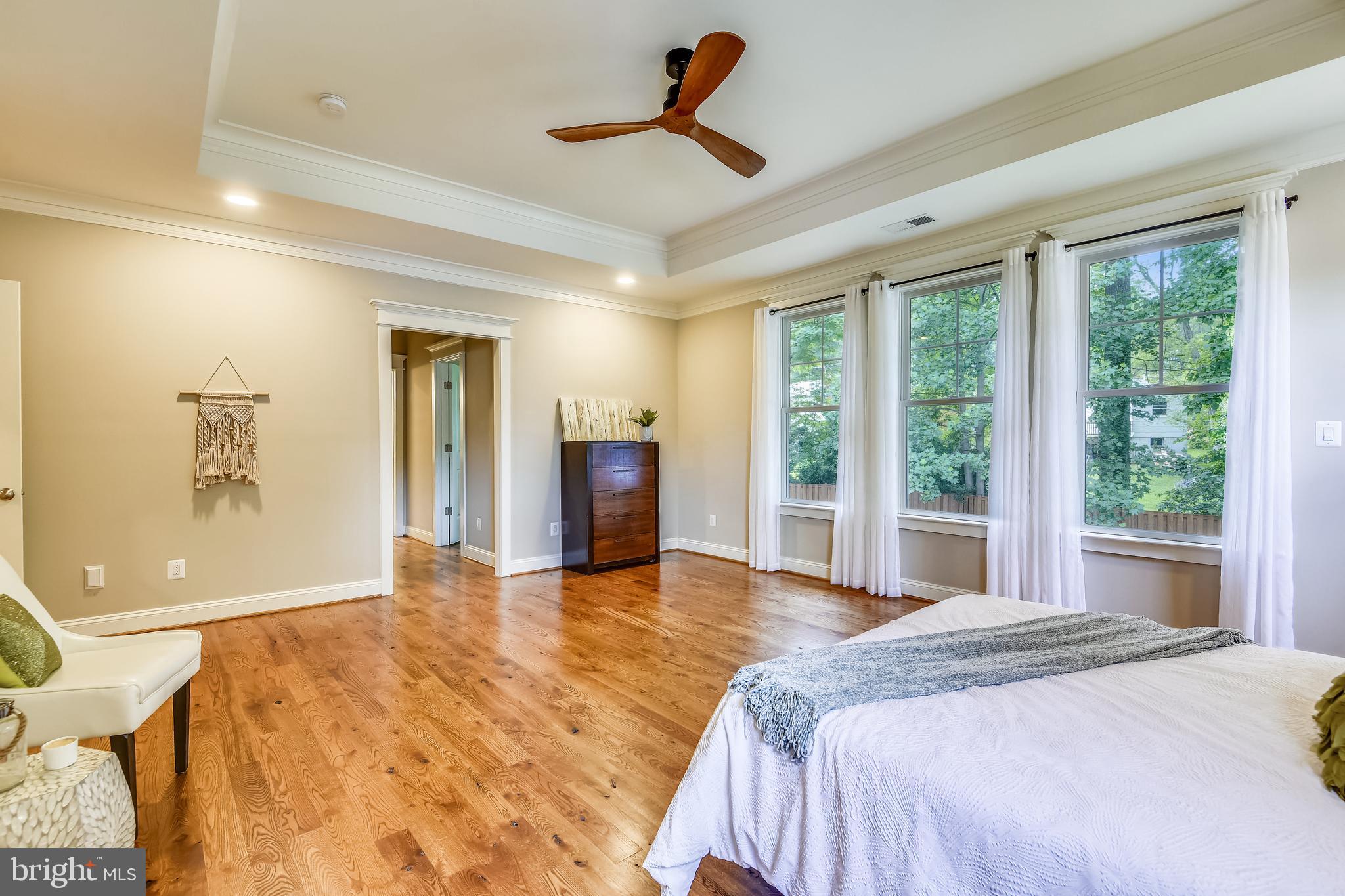 VIENNA WOODS - Residential