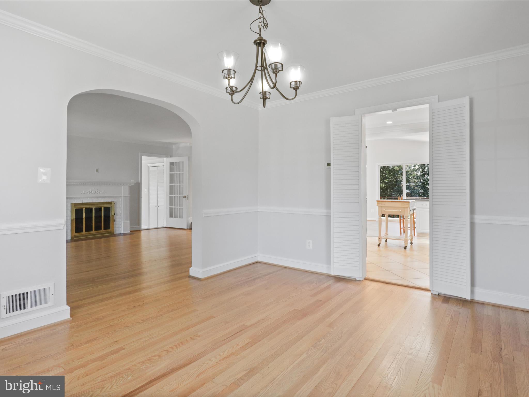 LEEWAY HEIGHTS - Residential