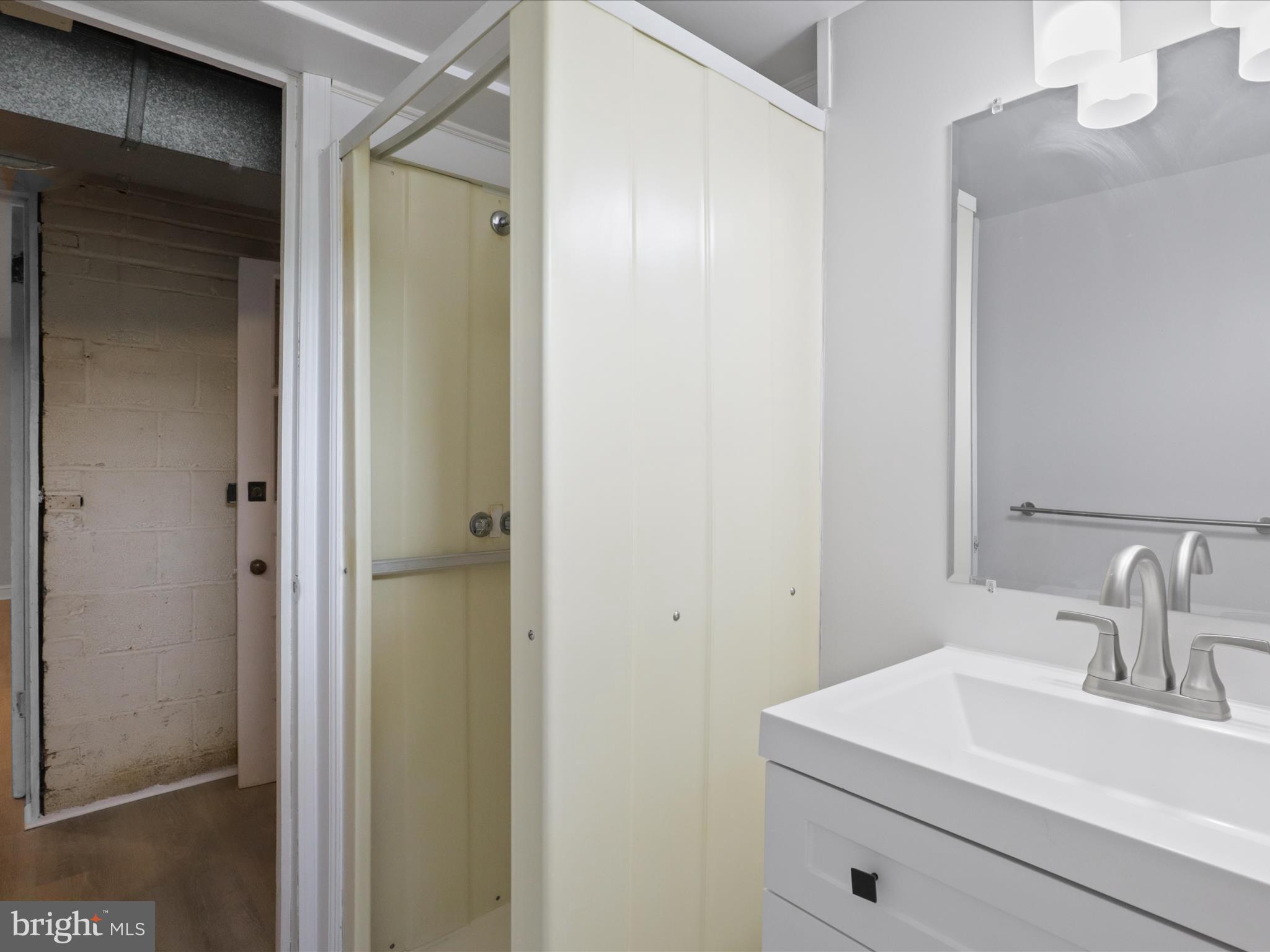 LEEWAY HEIGHTS - Residential