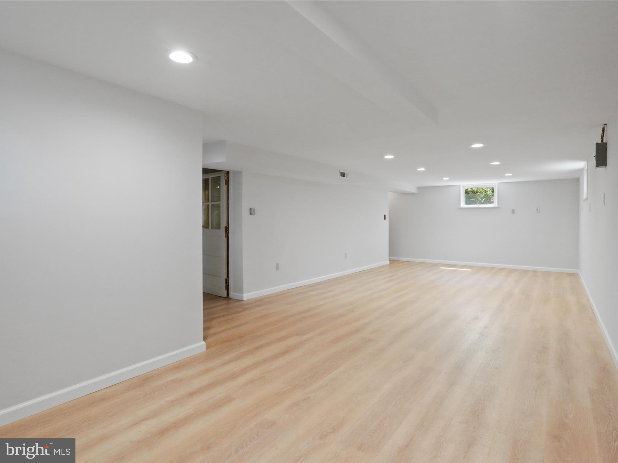 LEEWAY HEIGHTS - Residential