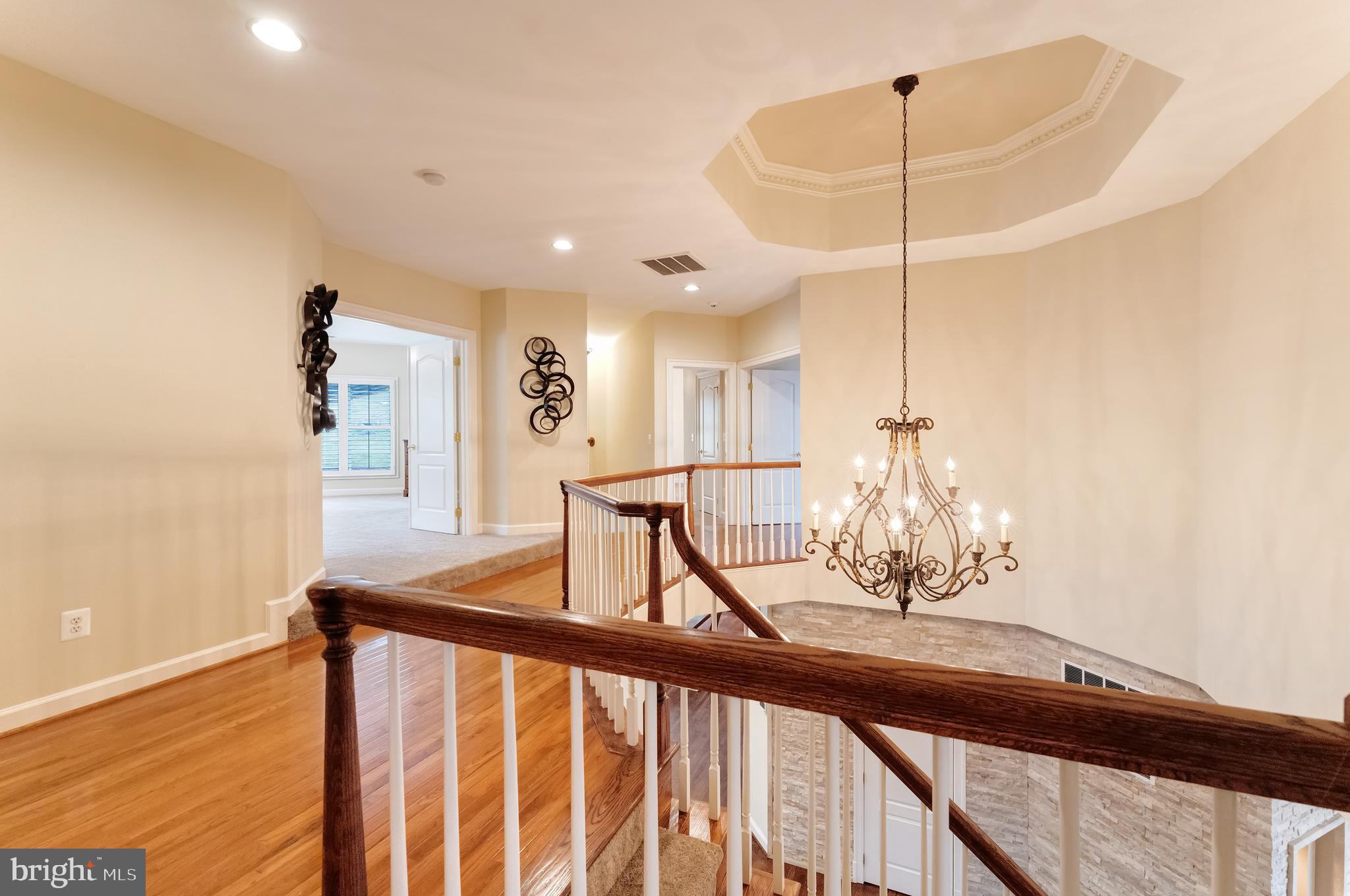 BEACON HILL - Residential