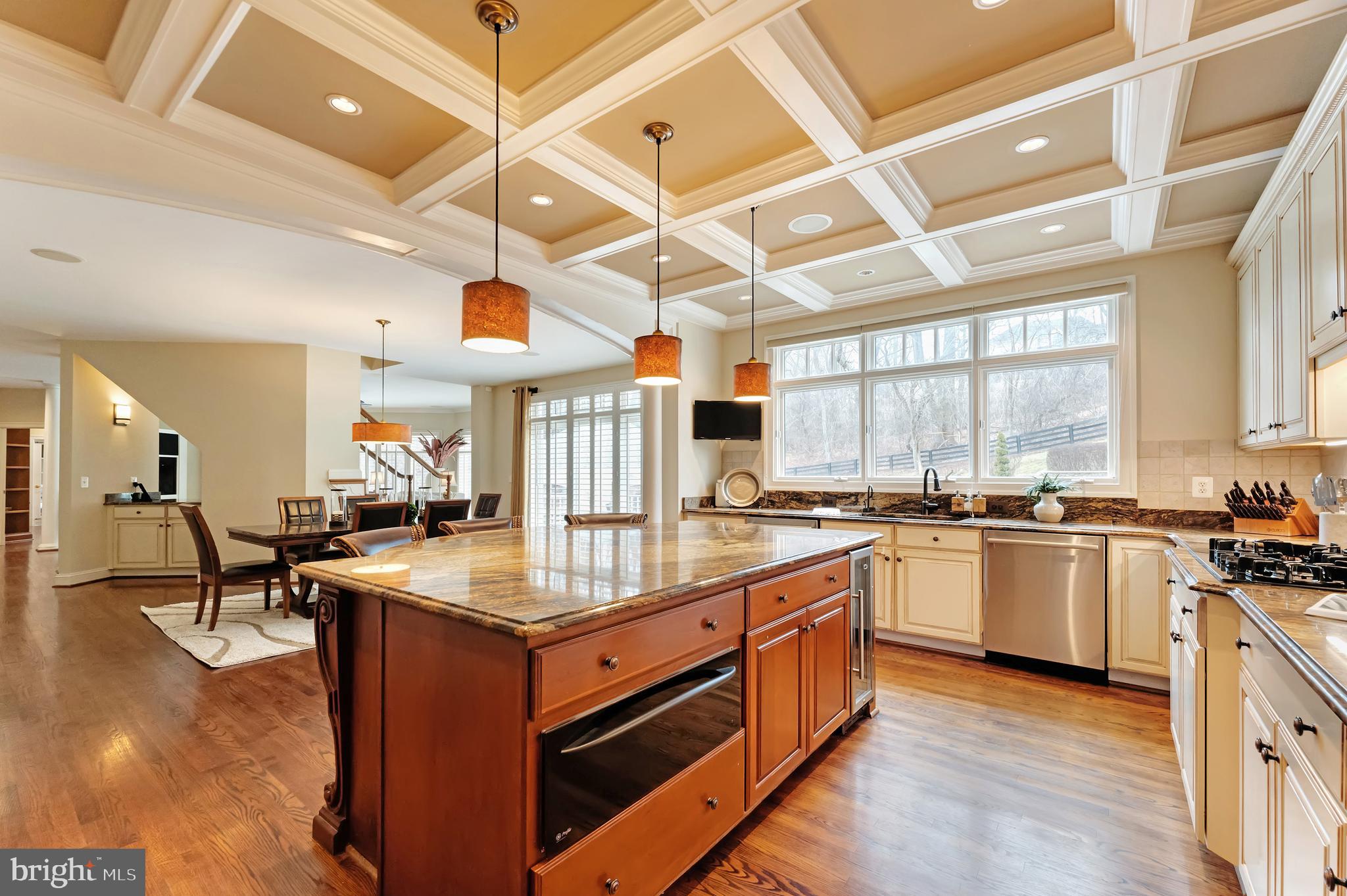 BEACON HILL - Residential