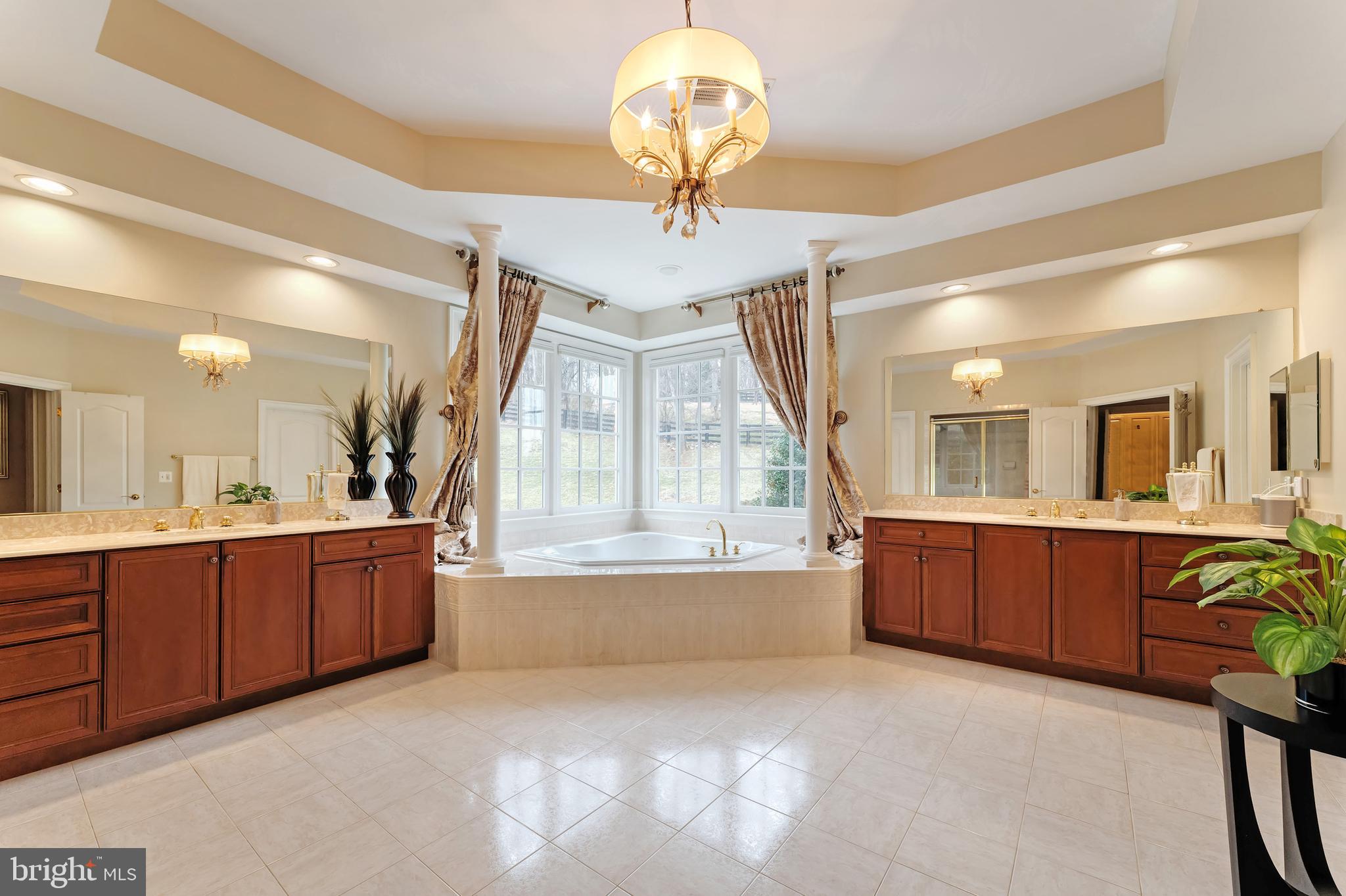 BEACON HILL - Residential