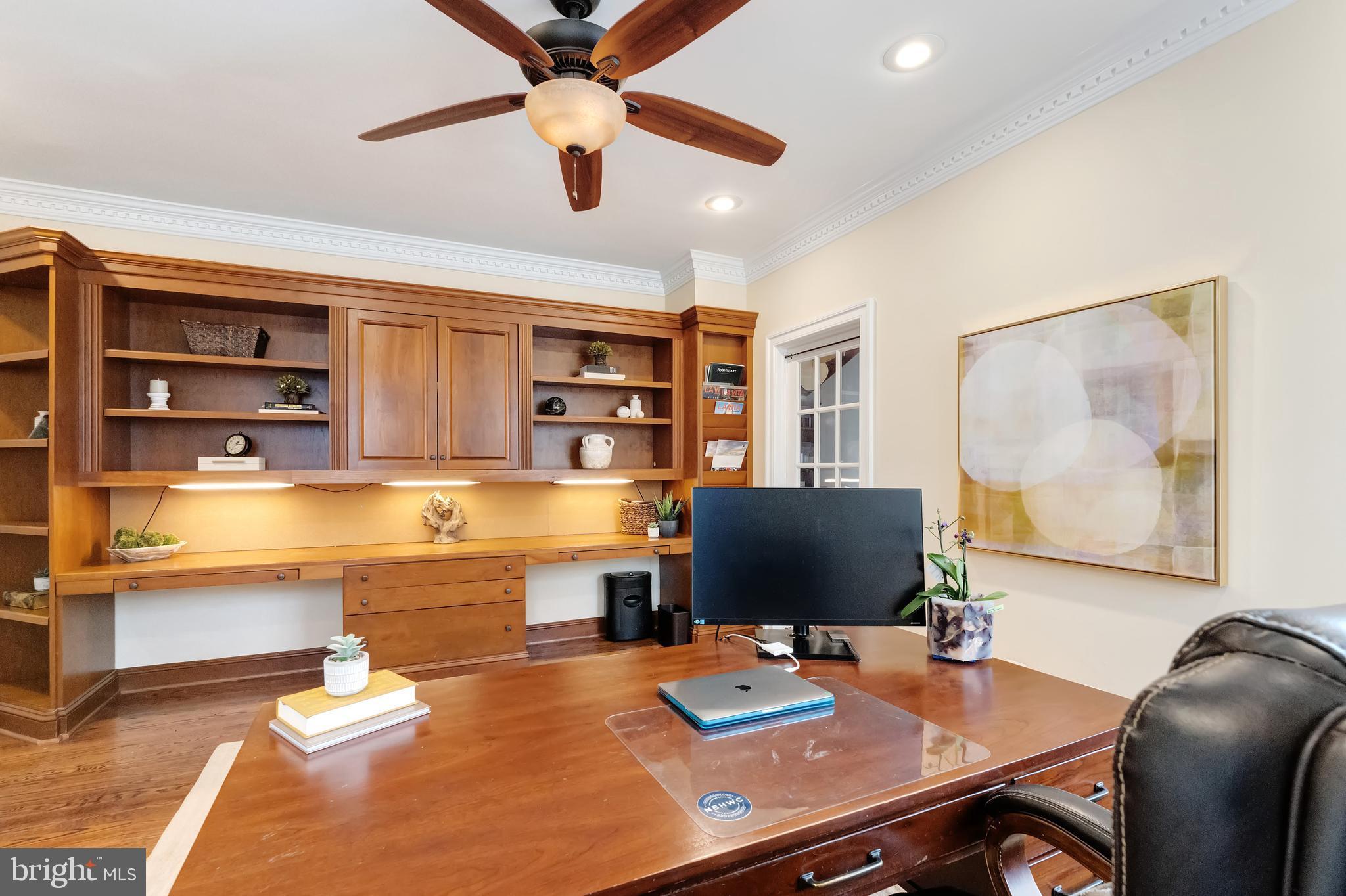 BEACON HILL - Residential