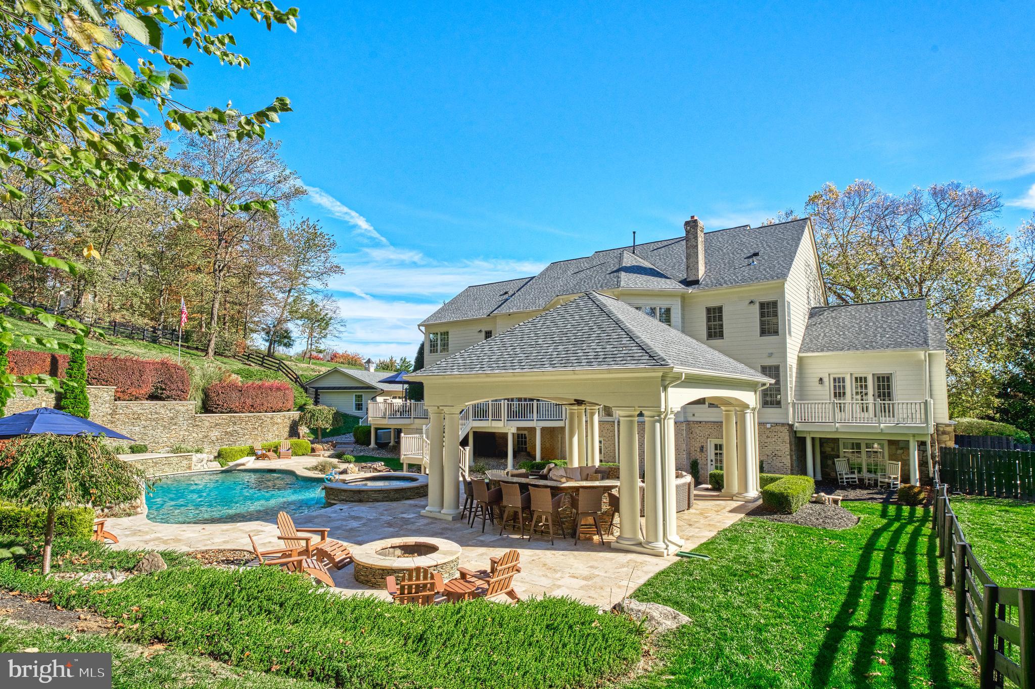 BEACON HILL - Residential