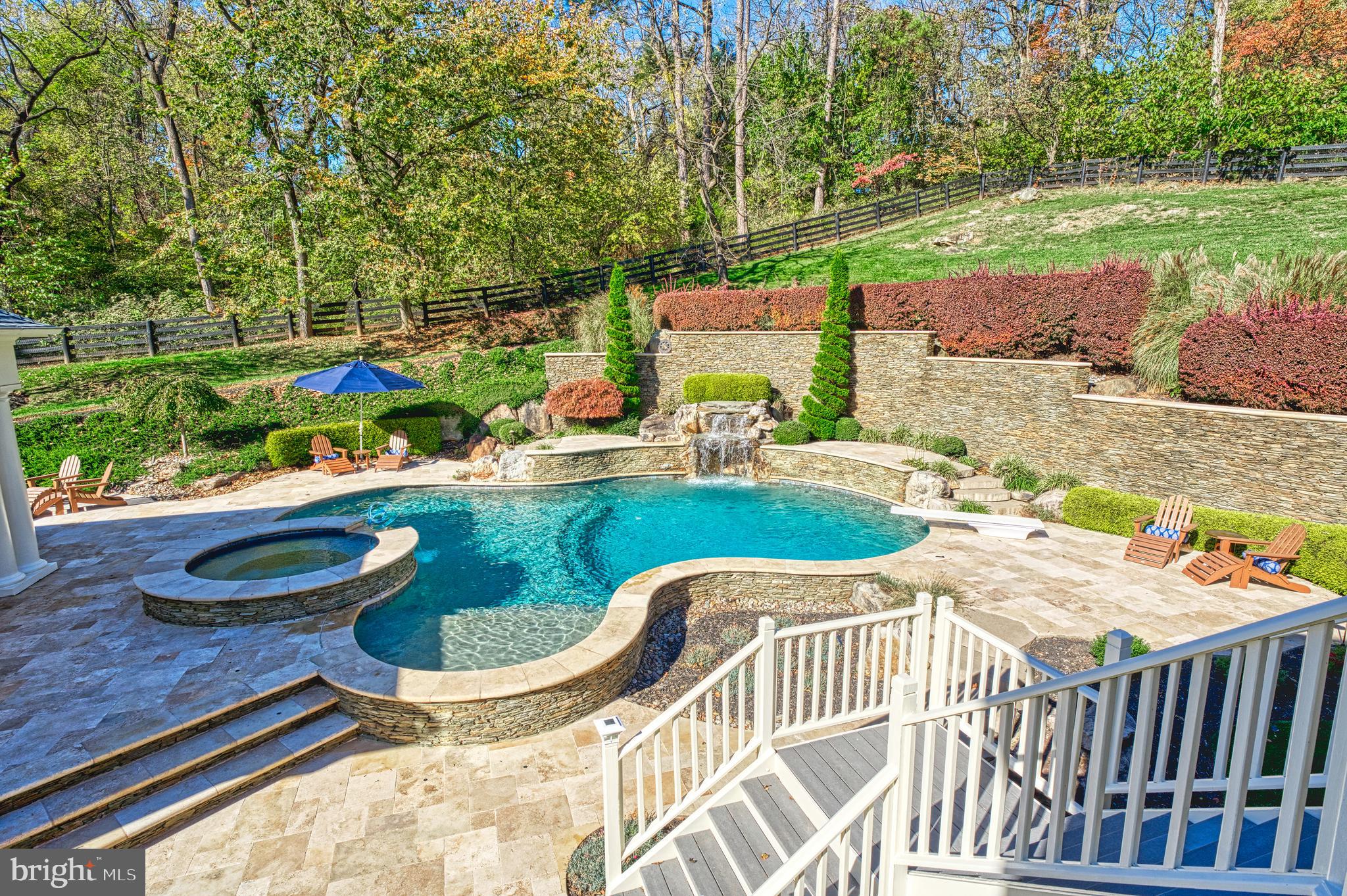 BEACON HILL - Residential