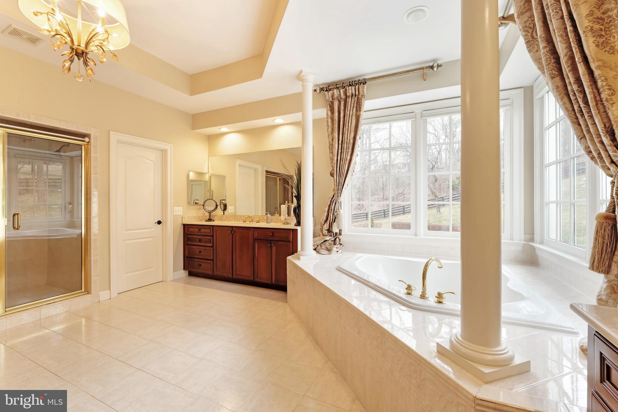 BEACON HILL - Residential