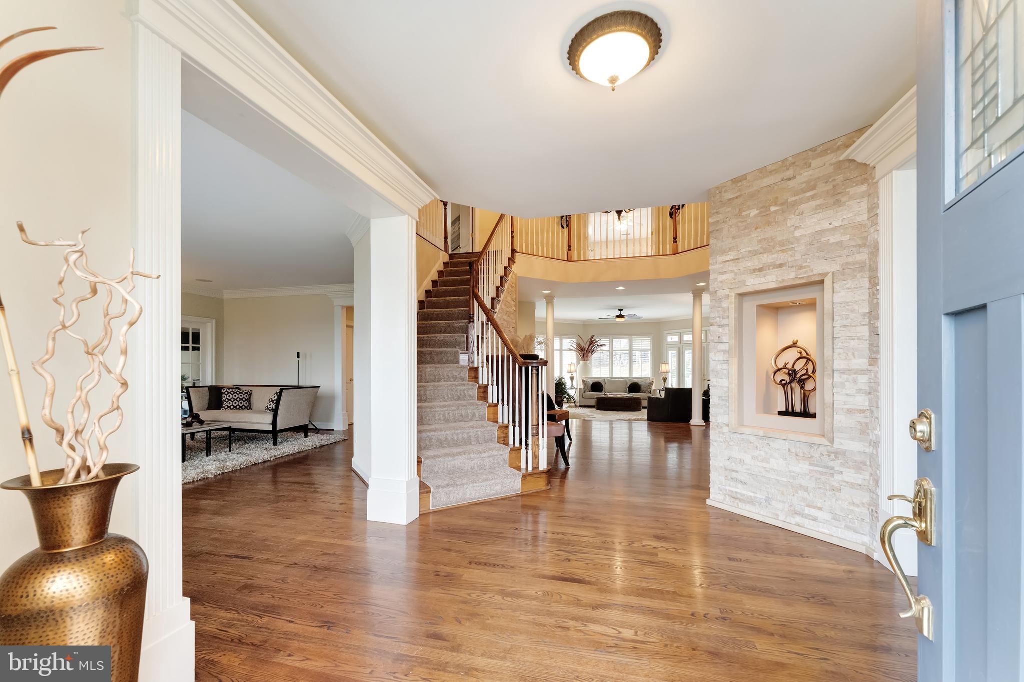 BEACON HILL - Residential