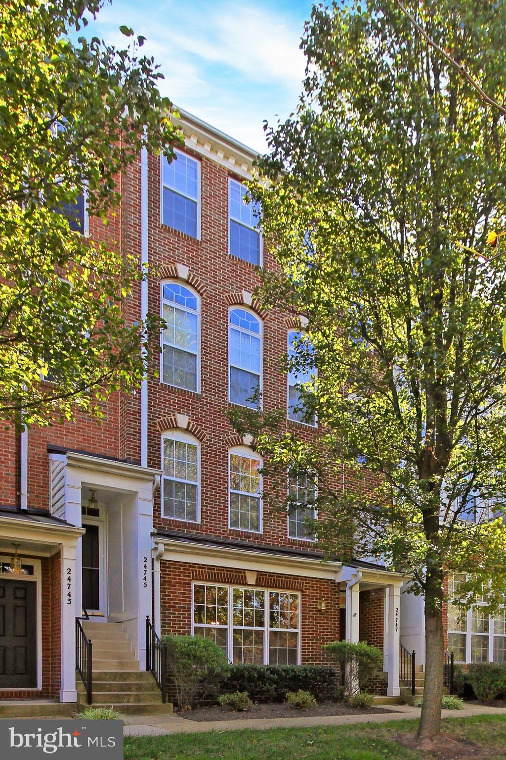 AMBER SPRING CONDOMINIUMS - Residential