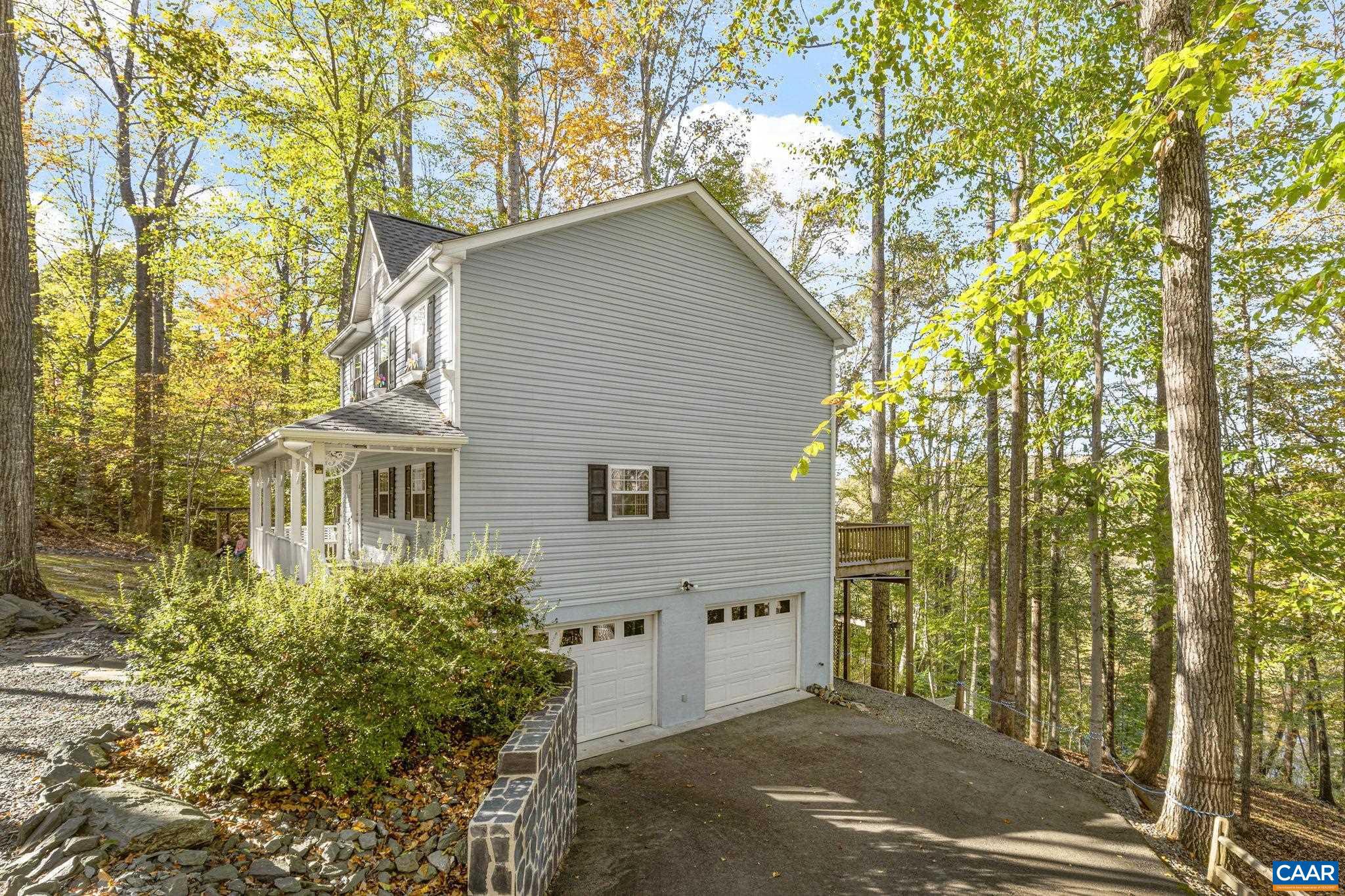 LAKE MONTICELLO - Residential