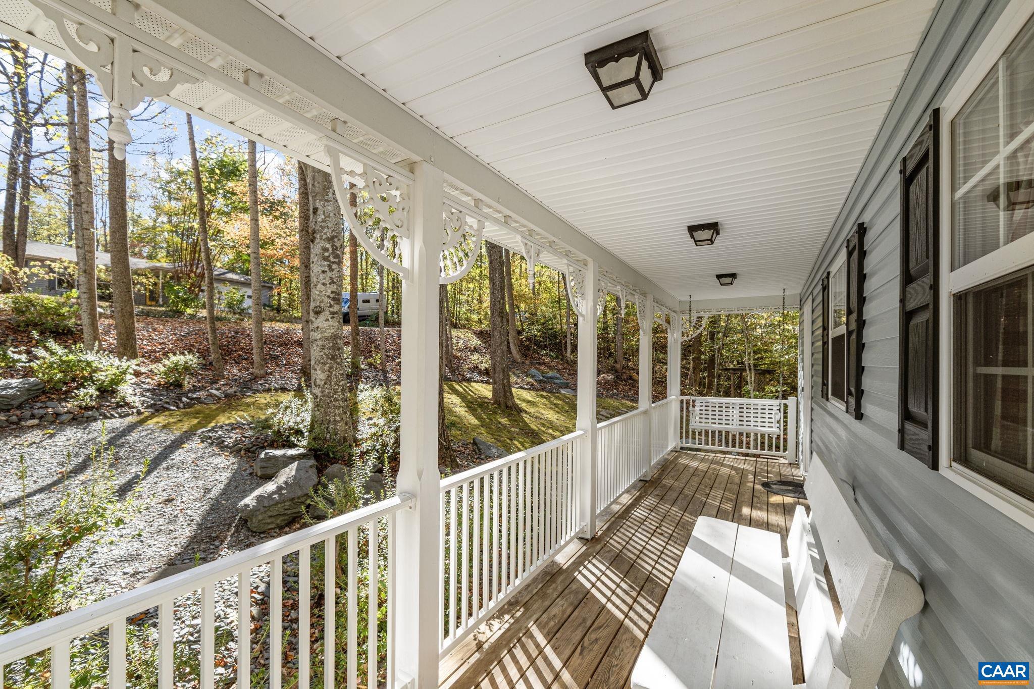 LAKE MONTICELLO - Residential