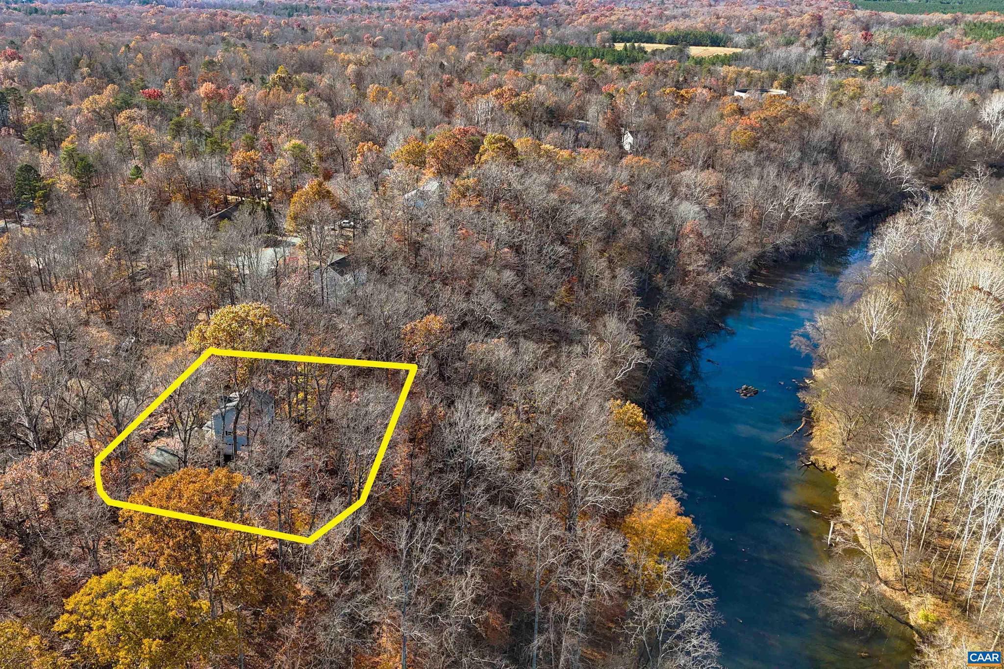 LAKE MONTICELLO - Residential