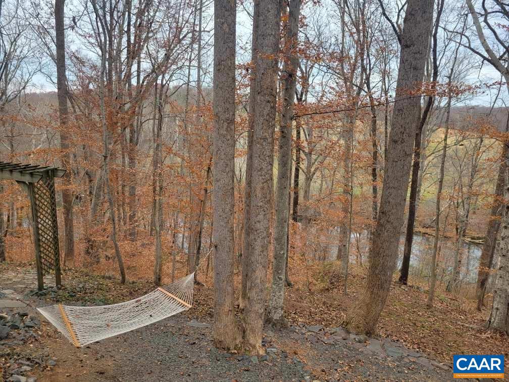 LAKE MONTICELLO - Residential