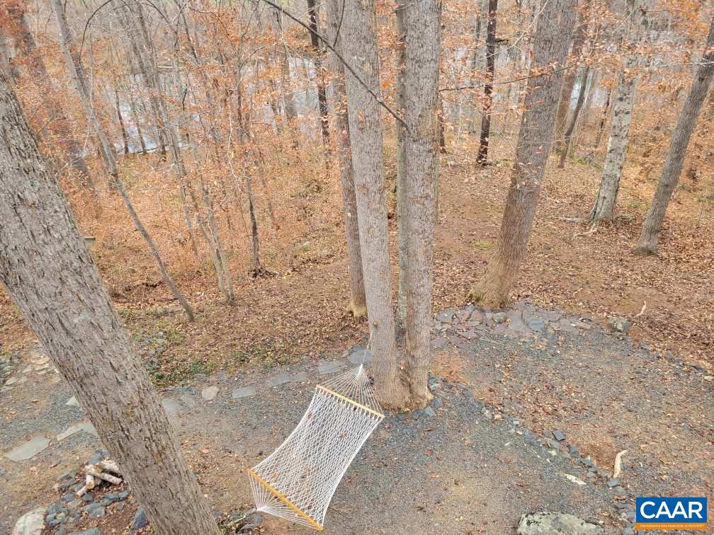 LAKE MONTICELLO - Residential