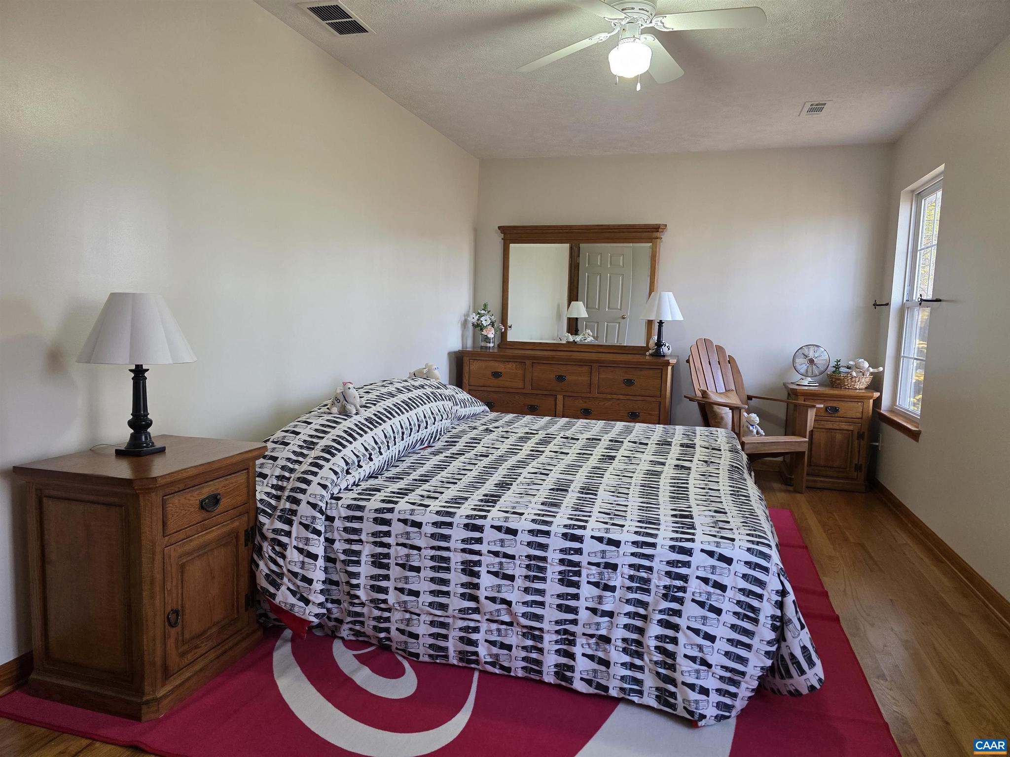 LAKE MONTICELLO - Residential