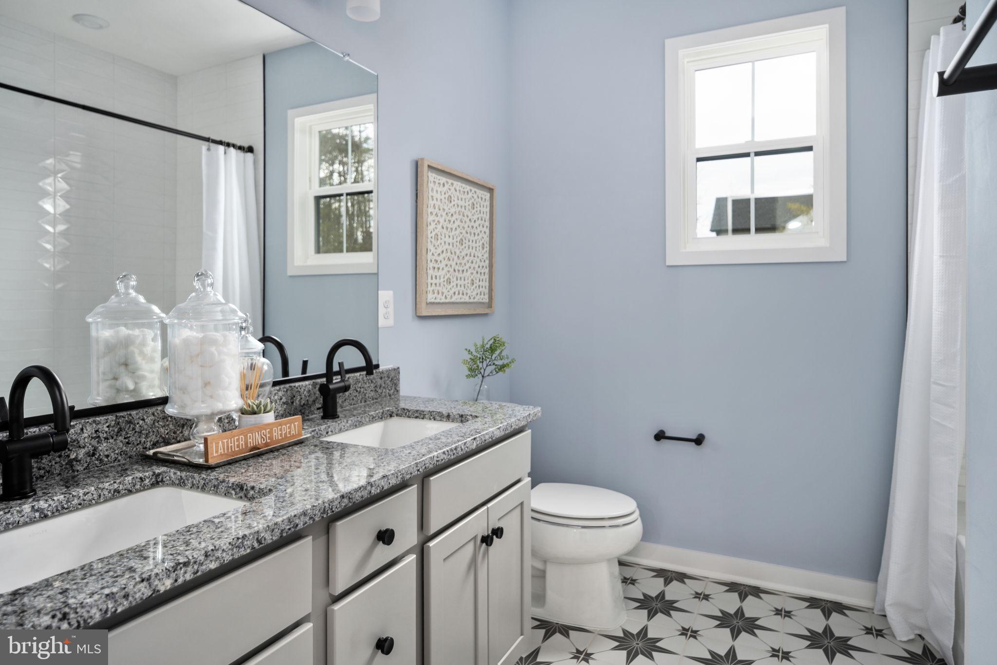 WHITEHALL - Residential