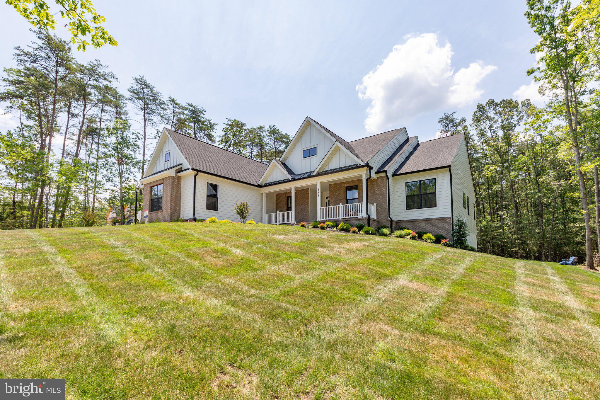 WHITEHALL - Residential