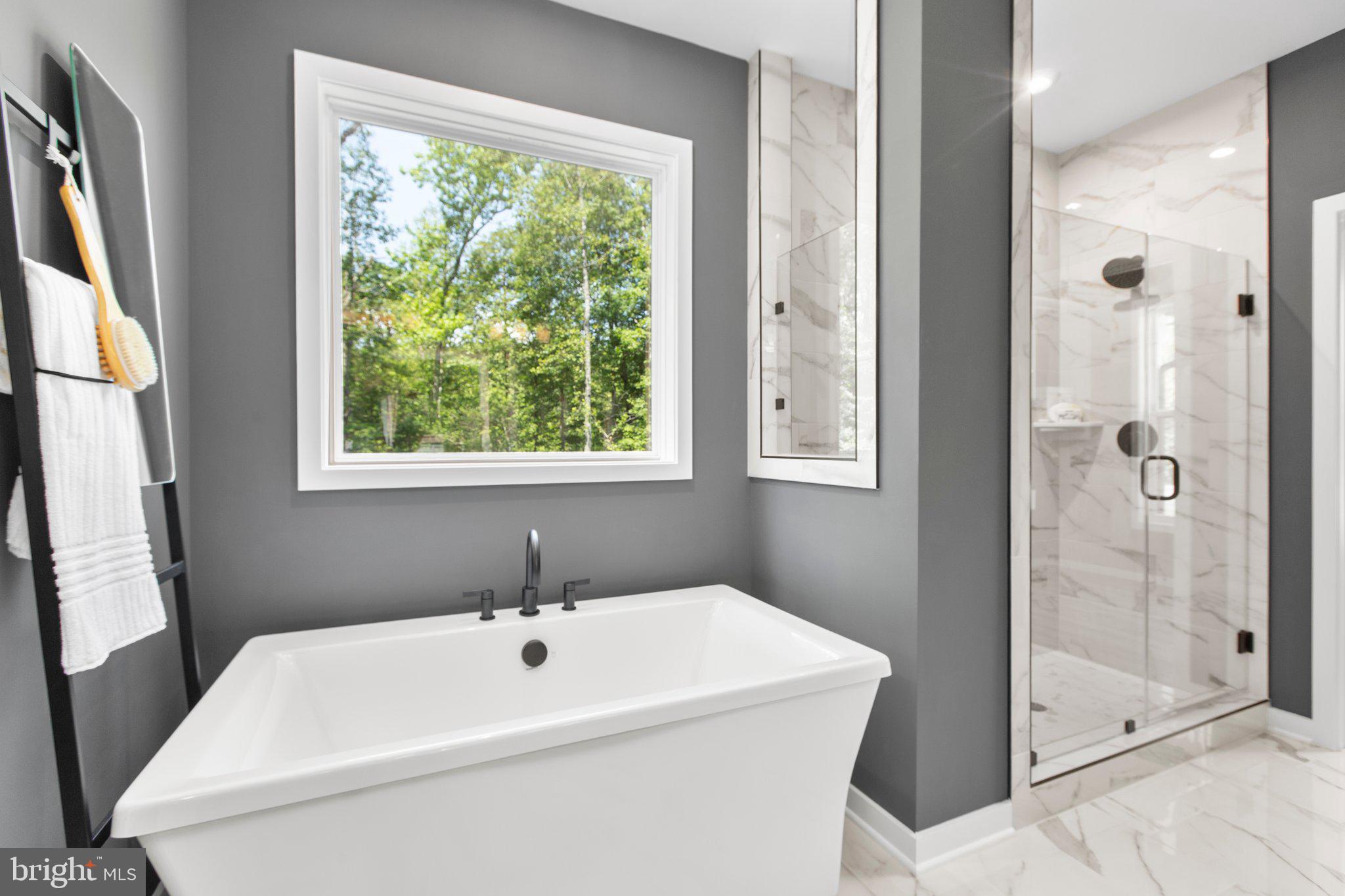 WHITEHALL - Residential