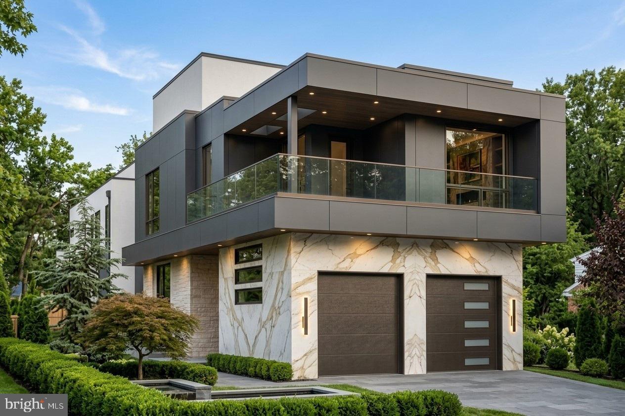 11332 CRESCENT DRIVE