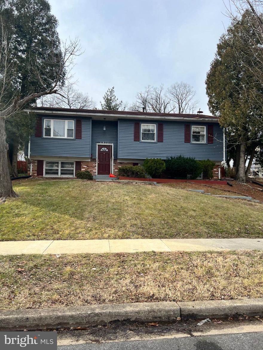 Beautiful and hard-to-find two-level rambler with 5 bedrooms and 3 full bathrooms, fully renovated in 2019 by the previous owner and located in one of Hyattsville’s most desirable neighborhoods. The main level features hardwood floors and an updated kitchen with granite countertops, white cabinetry, backsplash, ceramic tile flooring, and stainless steel appliances, along with three bedrooms and two full baths. The lower level offers a spacious rec room, two additional bedrooms, a full bath, and flexible space for a playroom or office. Recent updates include fresh paint and new carpet, plus a bright sunroom, large laundry room, and a large fenced backyard, all conveniently located close to schools, shopping, public transportation, and just 10 minutes to Washington, DC.

****Additional incentives may be available if buyer chooses seller’s preferred lender. Buyer is not required to use seller’s lender.****