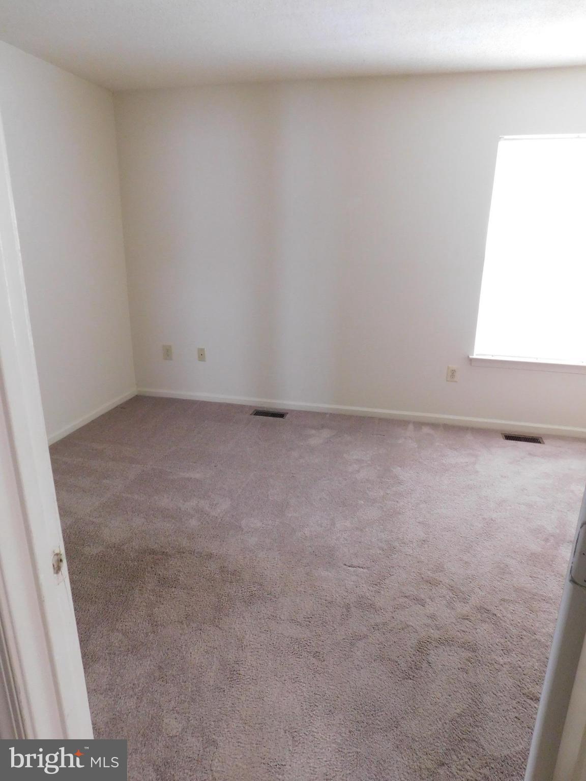 VILLAGES OF SALEM STATION - Residential Lease