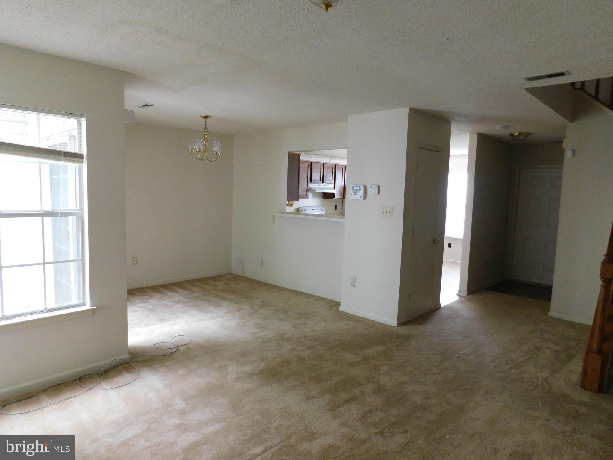 VILLAGES OF SALEM STATION - Residential Lease