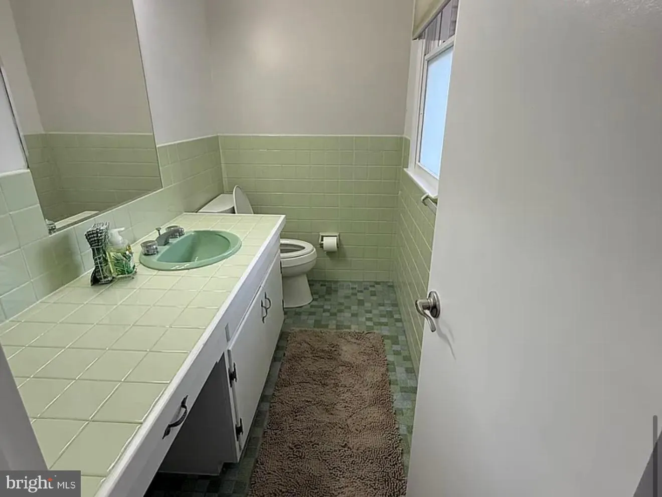 Pottsville, Pennsylvania 17901, United States, 3 Bedrooms Bedrooms, ,3 BathroomsBathrooms,Residential,Active,198421