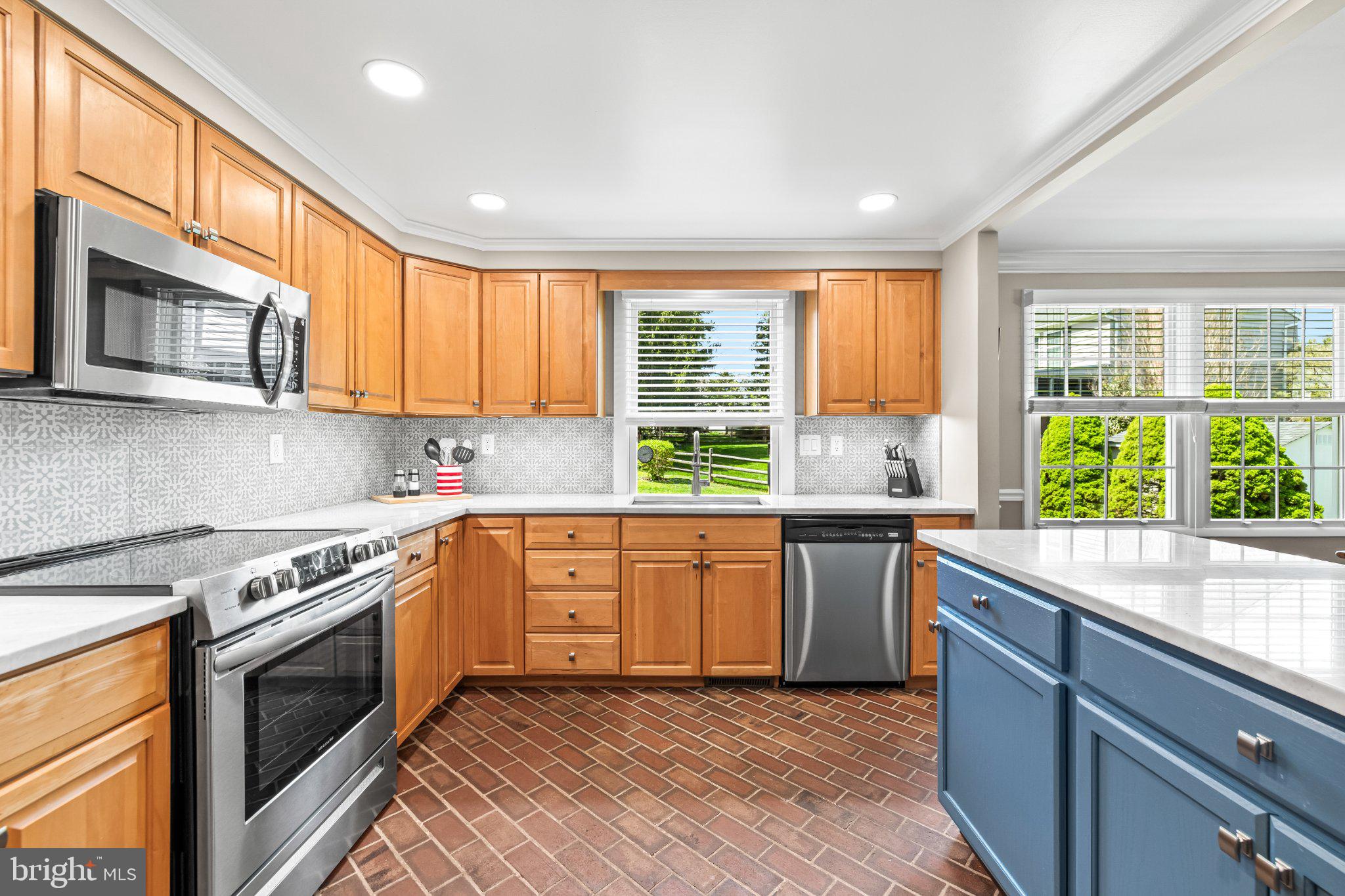 SPRINGDALE - Residential