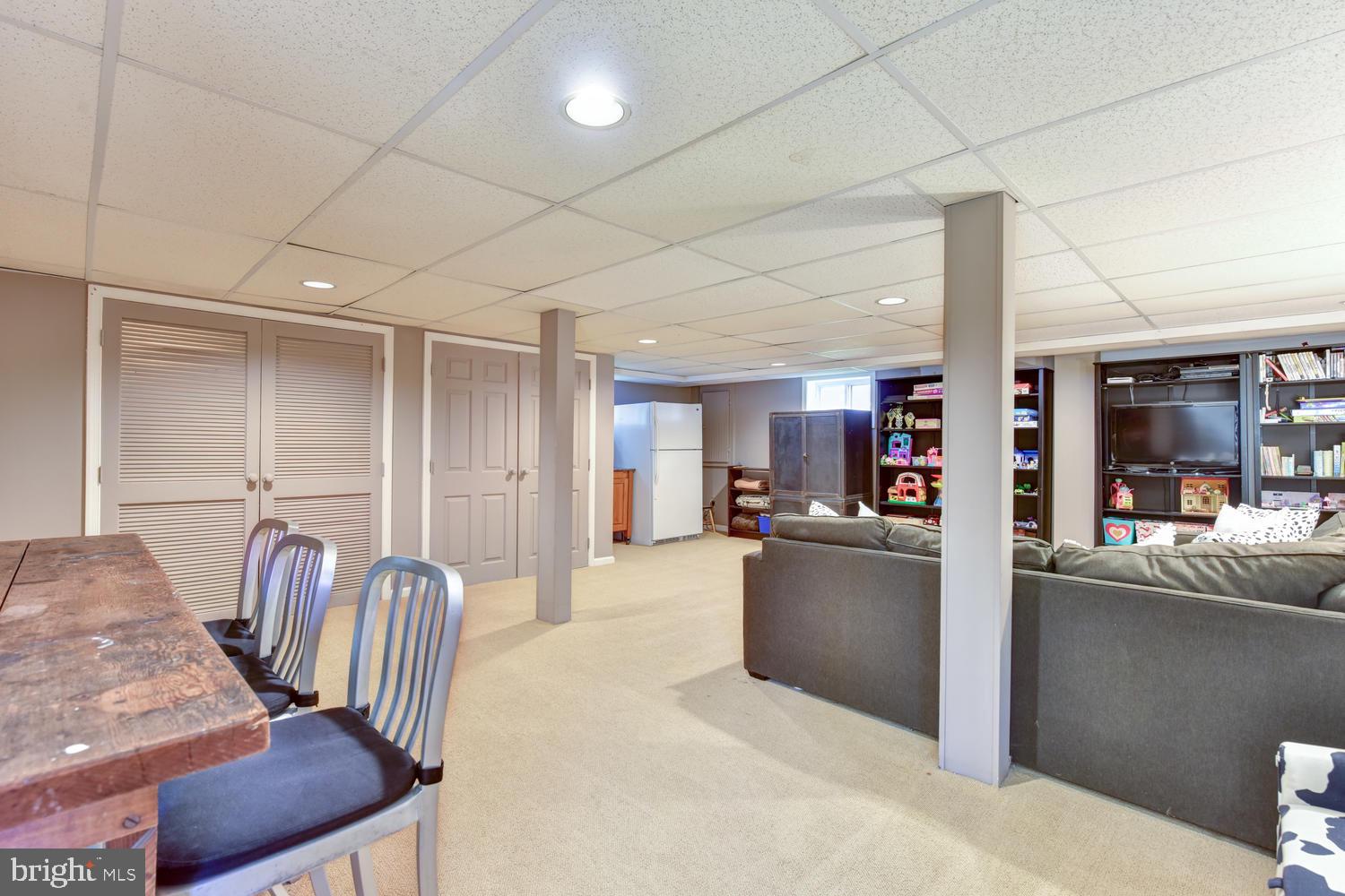 ROSEMONT - Residential