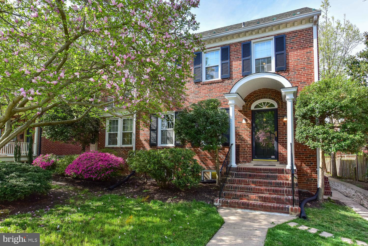 ROSEMONT - Residential