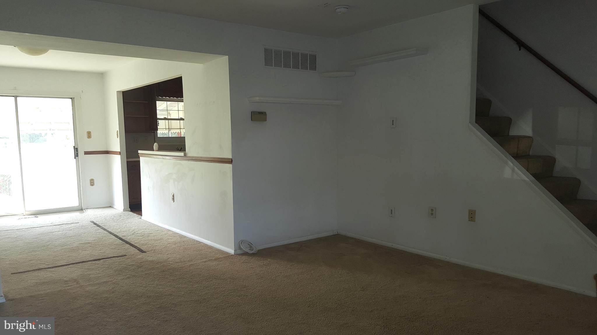 KINGS COURT - Residential