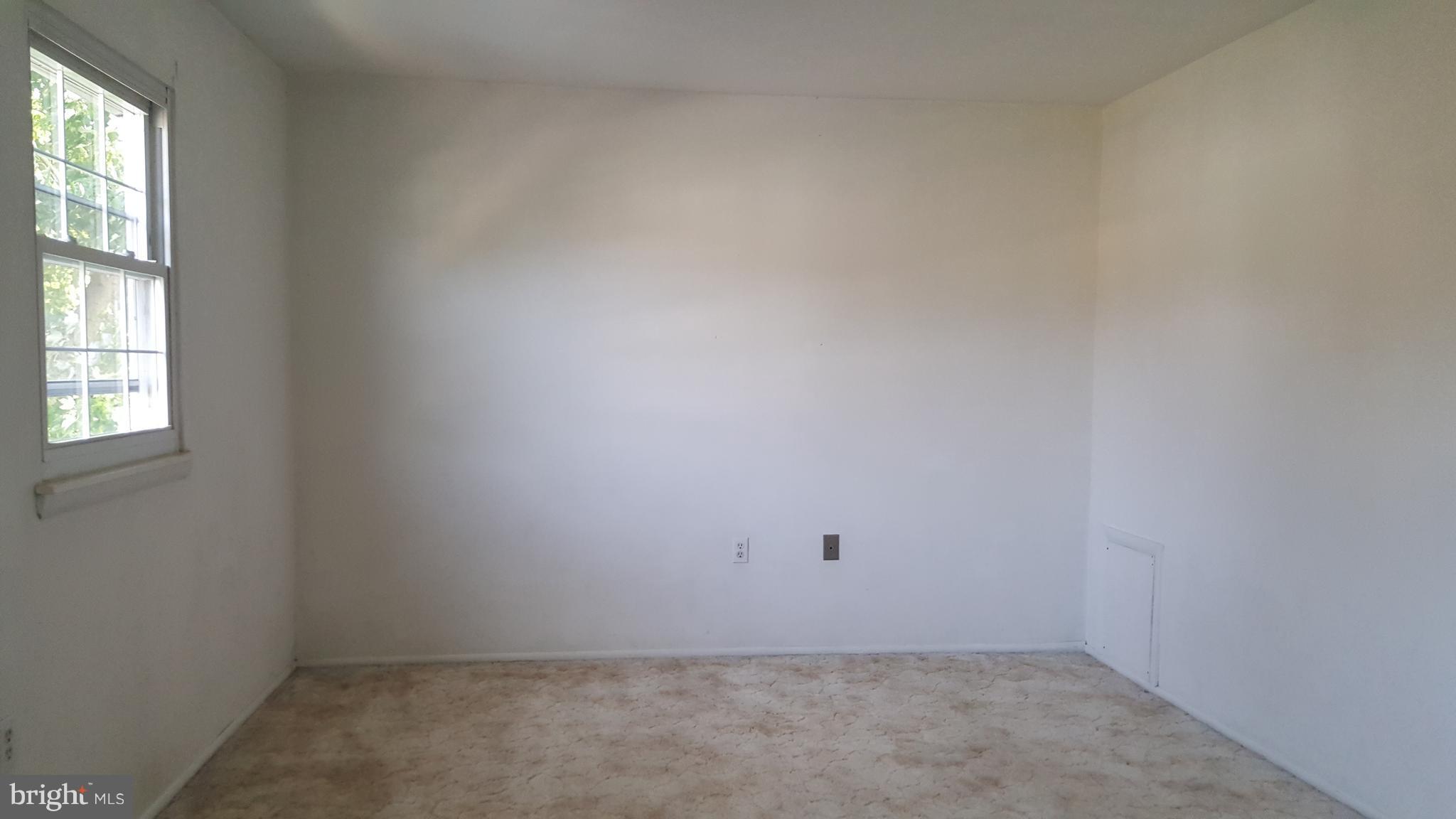 KINGS COURT - Residential