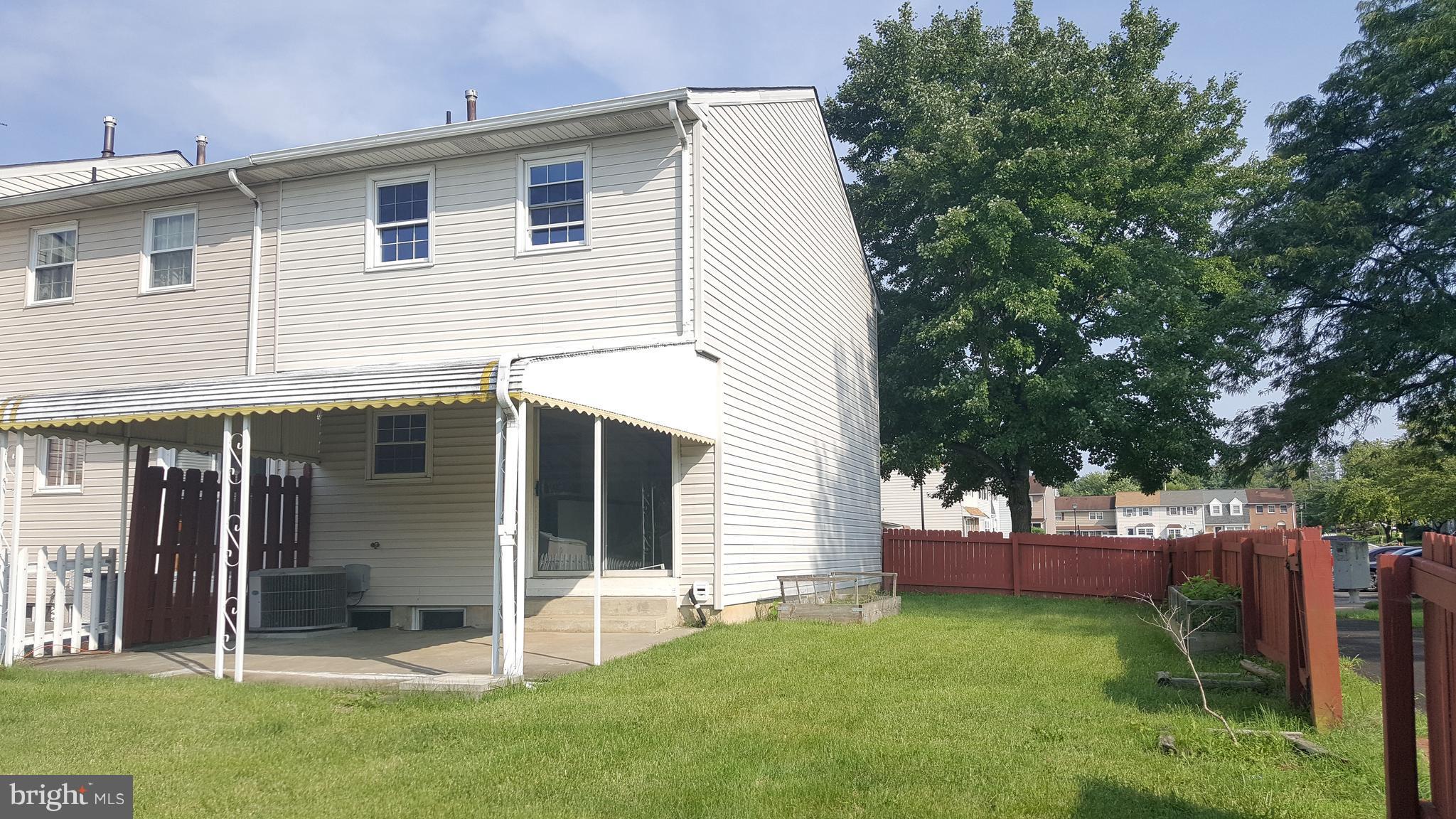 KINGS COURT - Residential