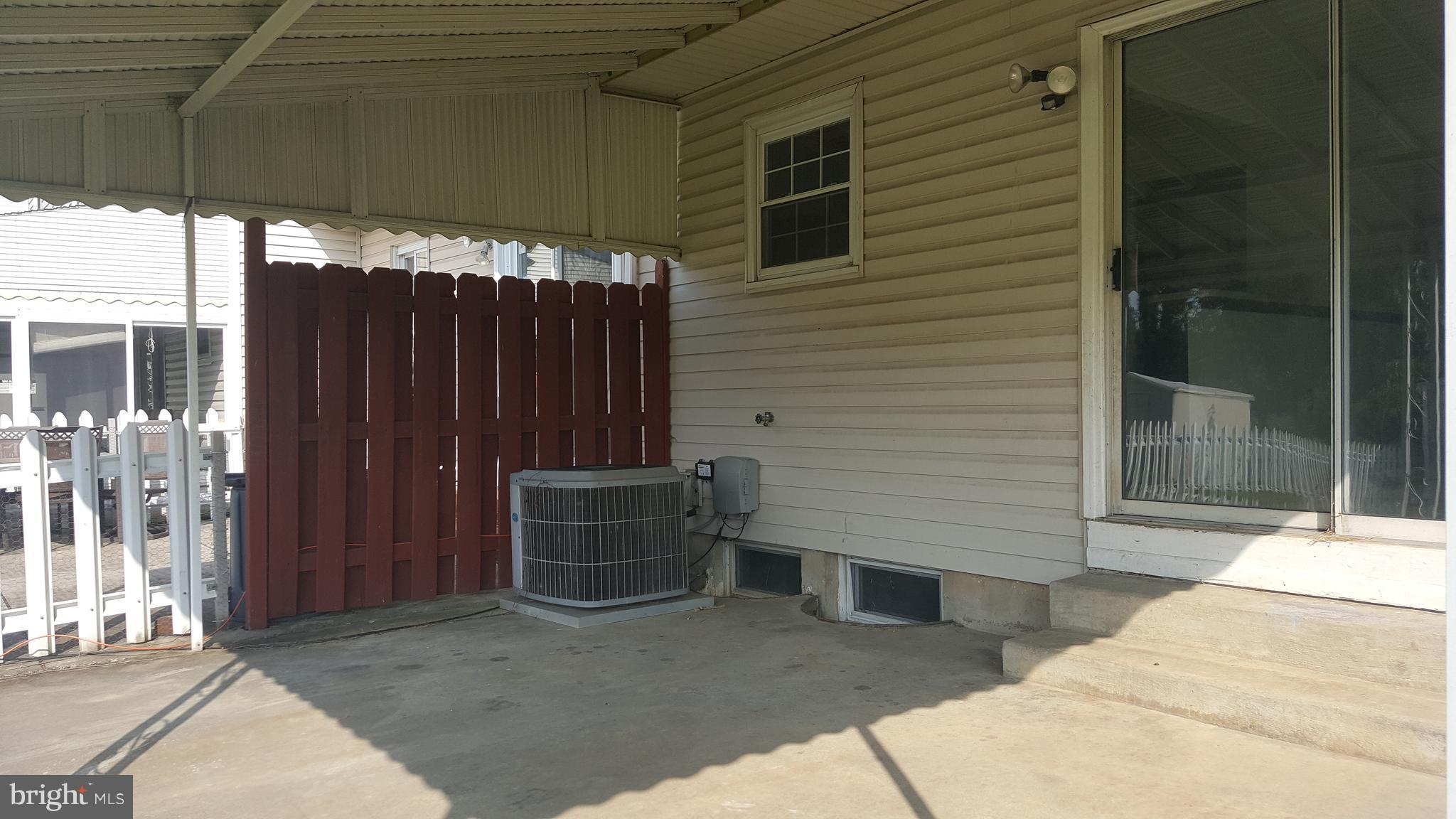 KINGS COURT - Residential