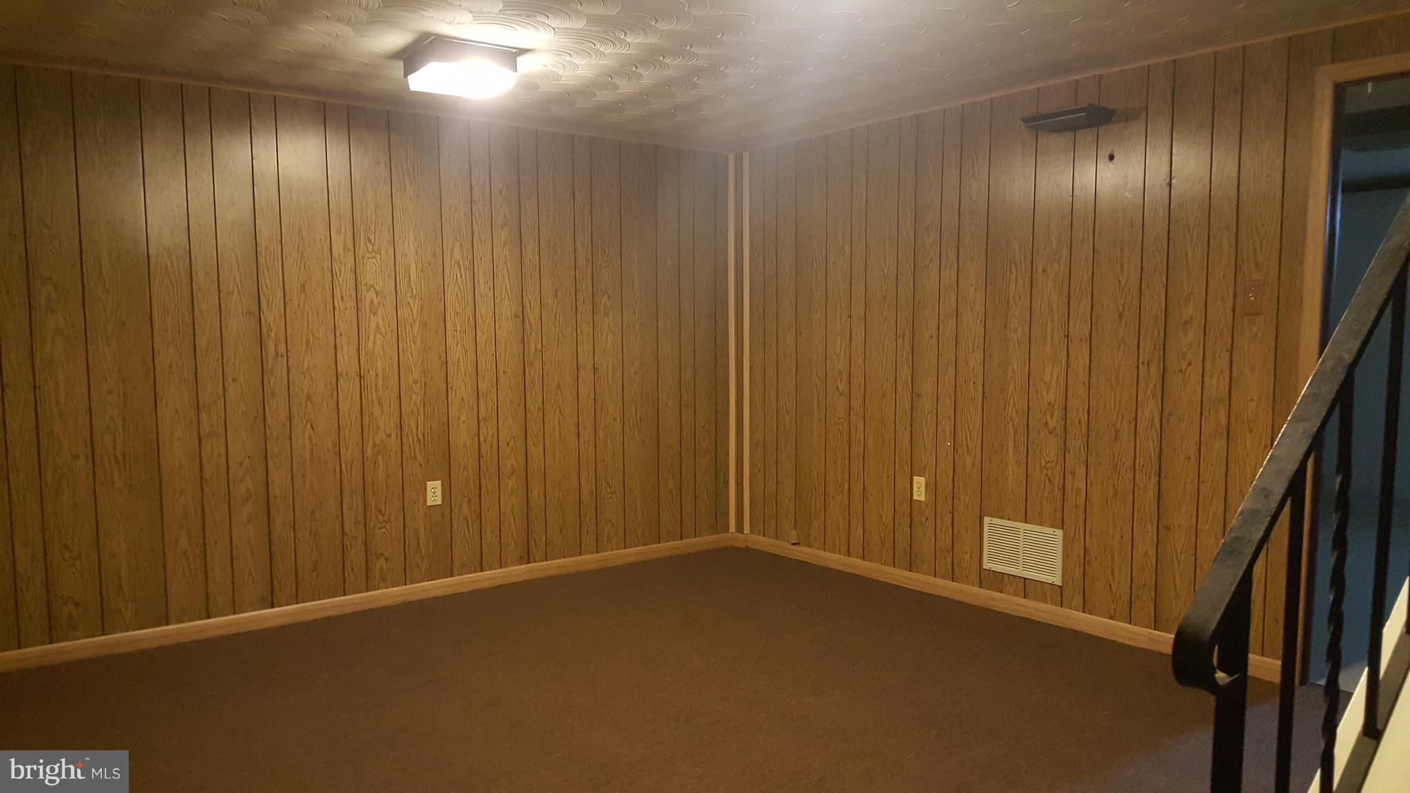 KINGS COURT - Residential