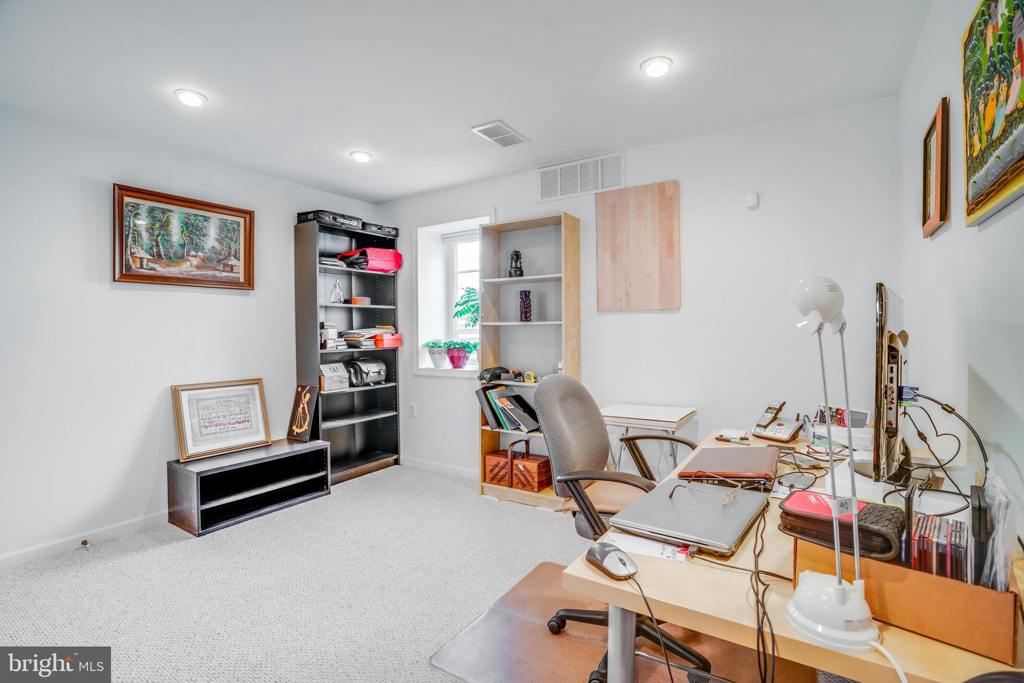 FAIRFAX HEIGHTS - Residential