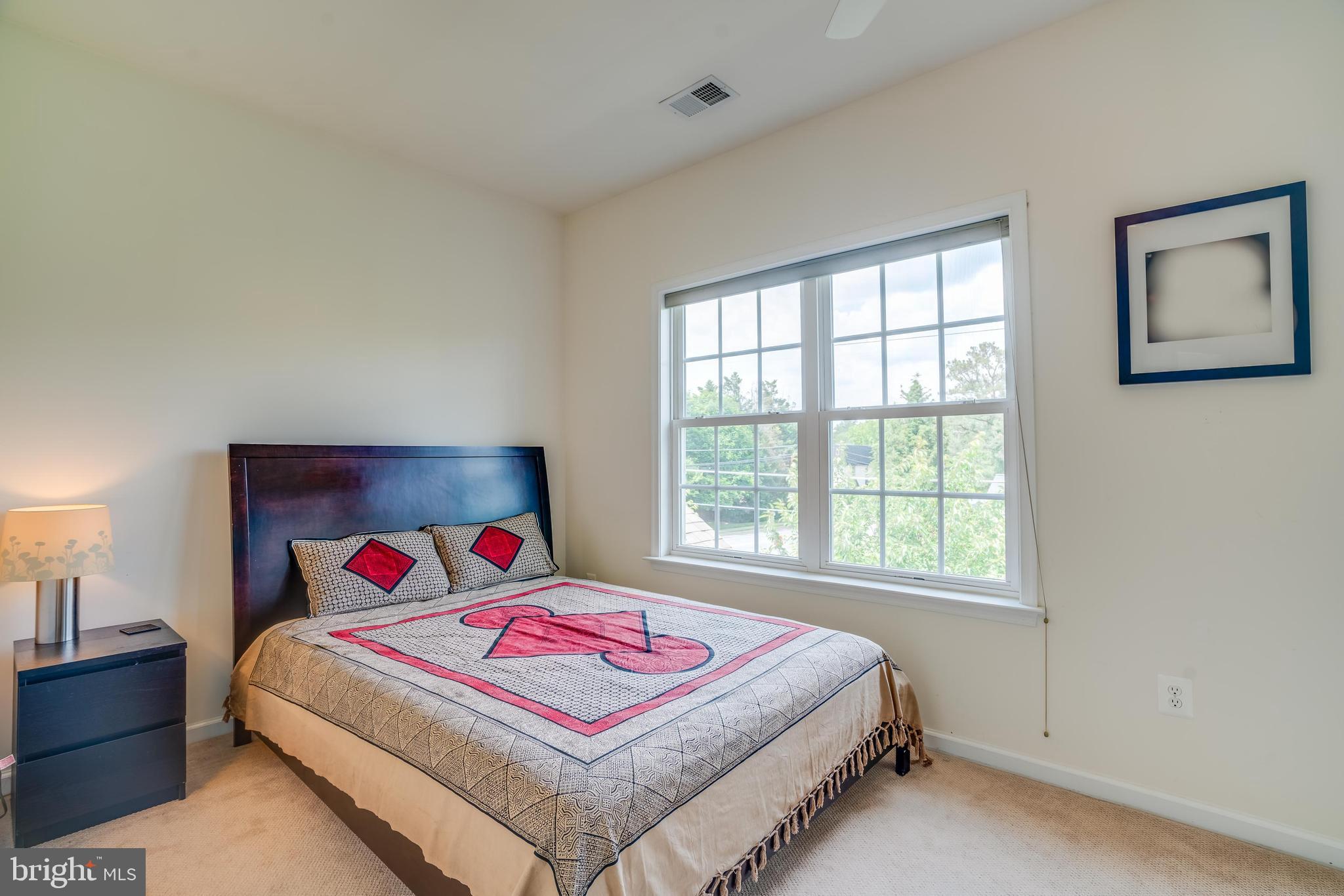 FAIRFAX HEIGHTS - Residential