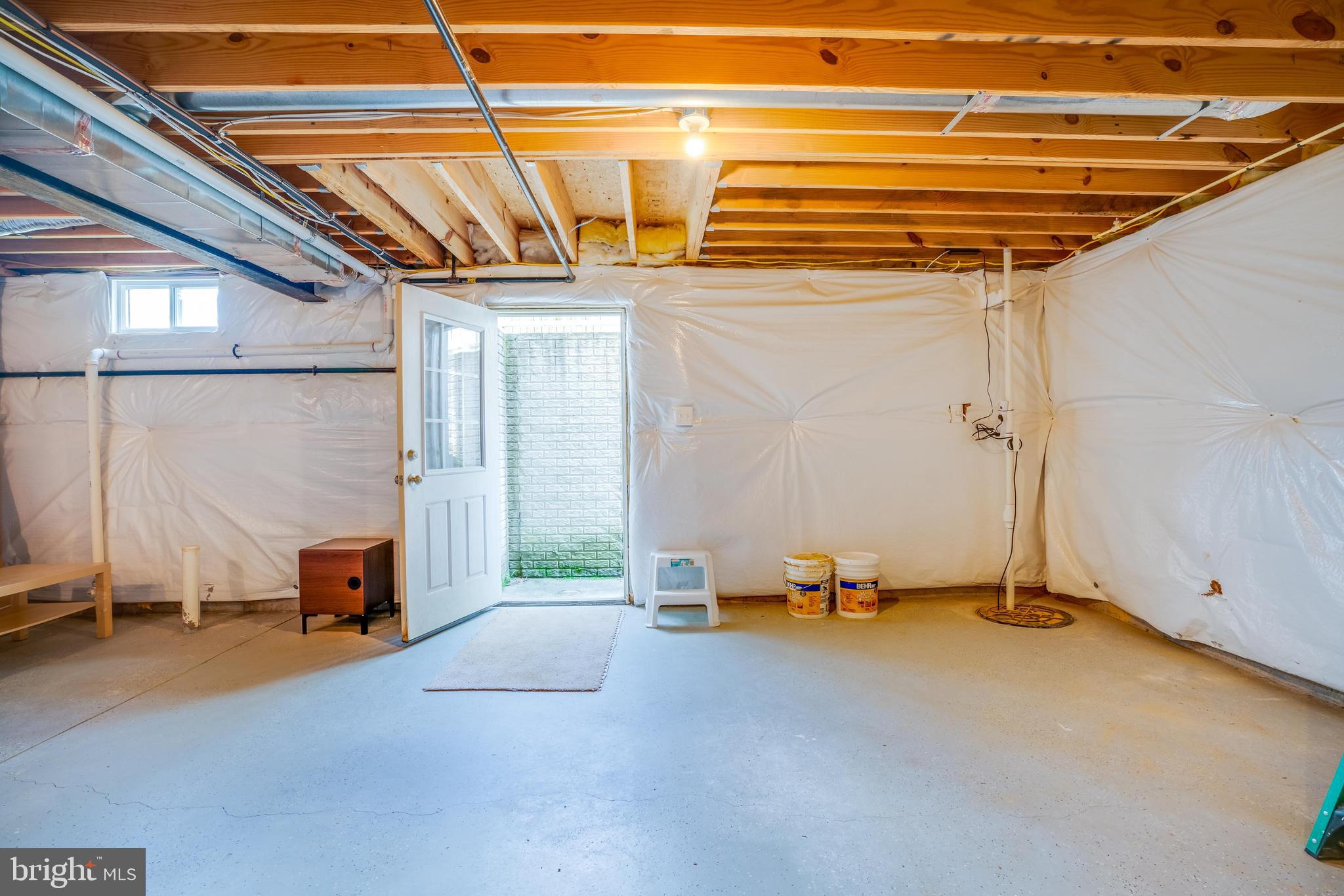 FAIRFAX HEIGHTS - Residential