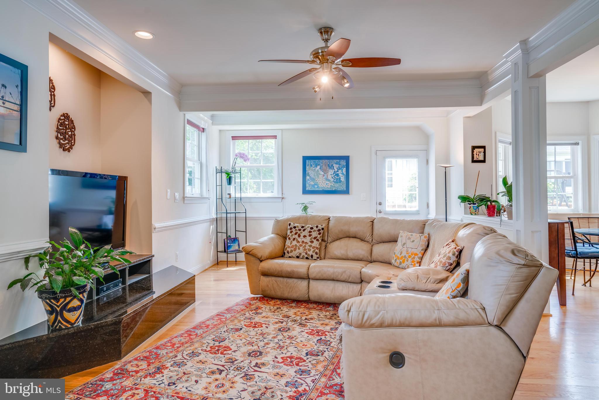 FAIRFAX HEIGHTS - Residential