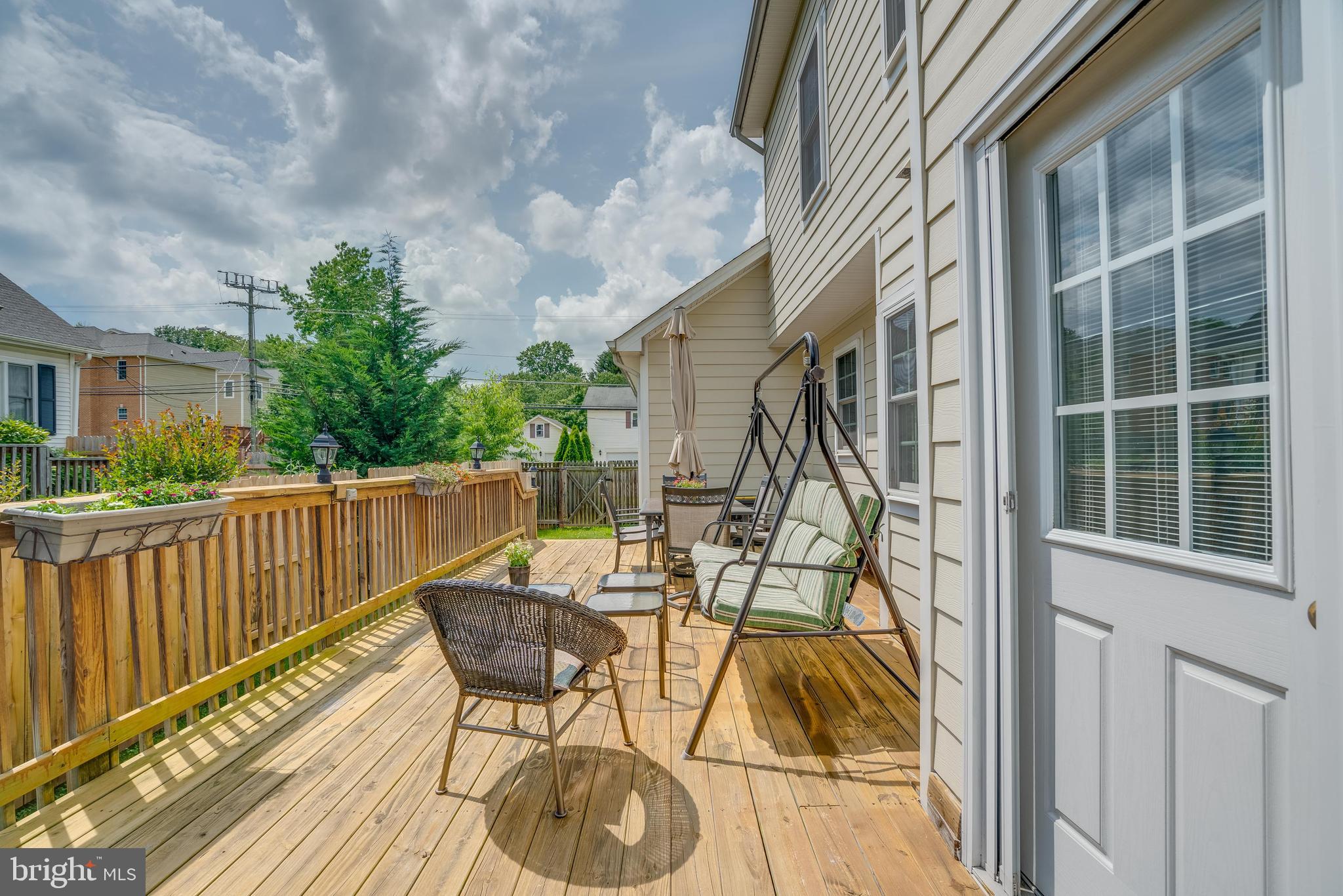 FAIRFAX HEIGHTS - Residential