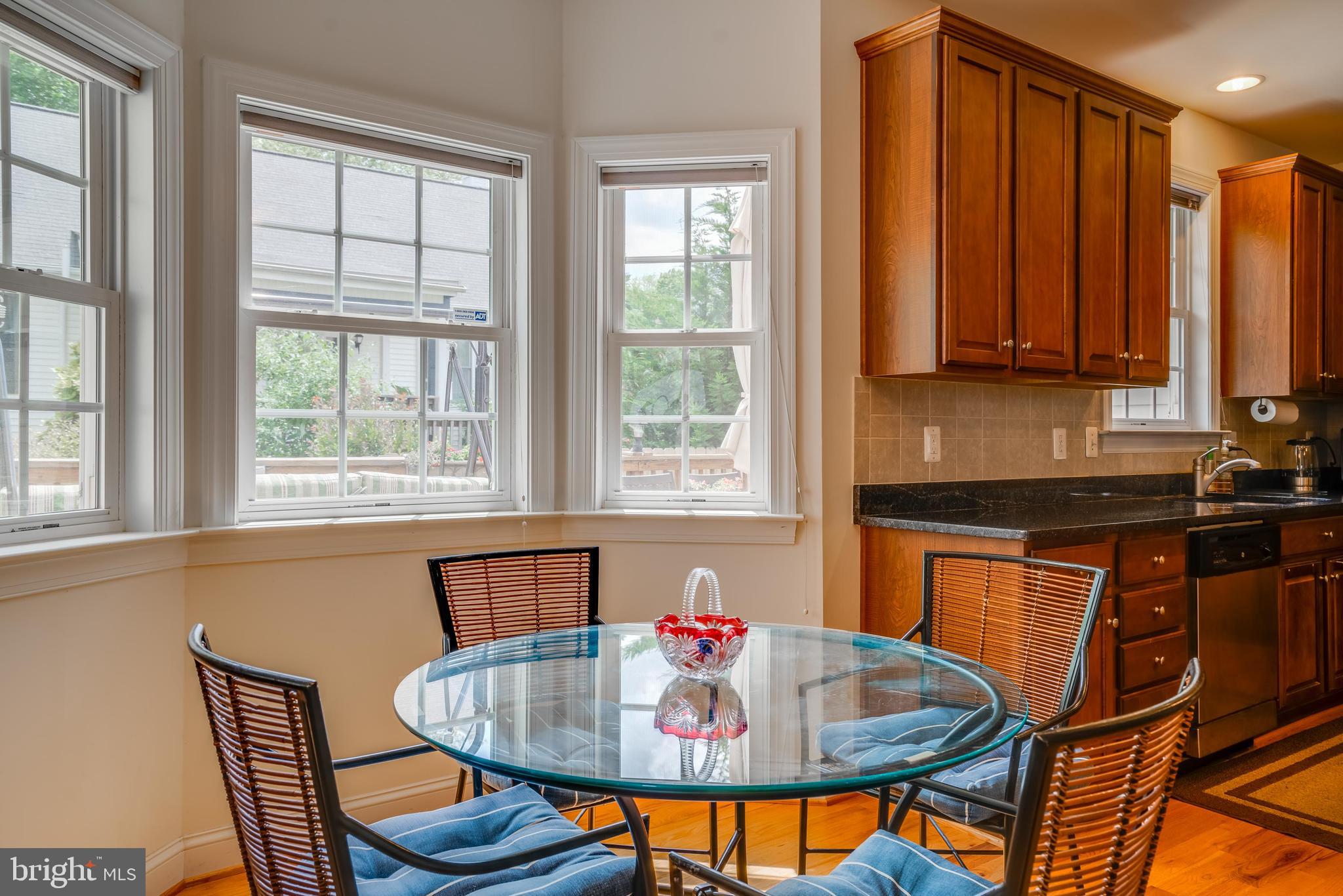 FAIRFAX HEIGHTS - Residential