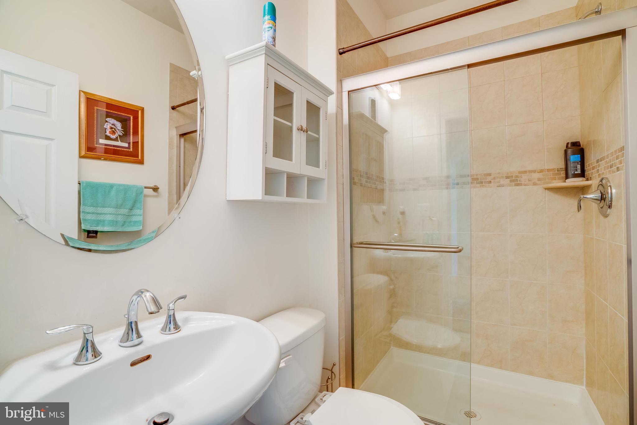 FAIRFAX HEIGHTS - Residential