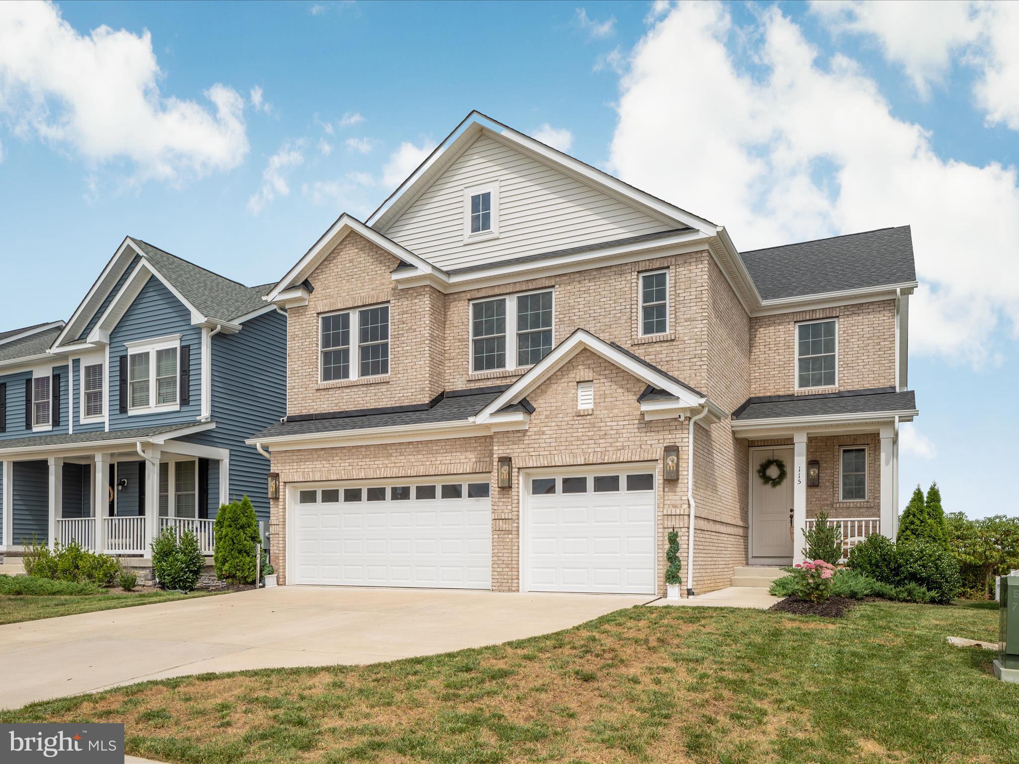 RAVEN OAKS - Residential