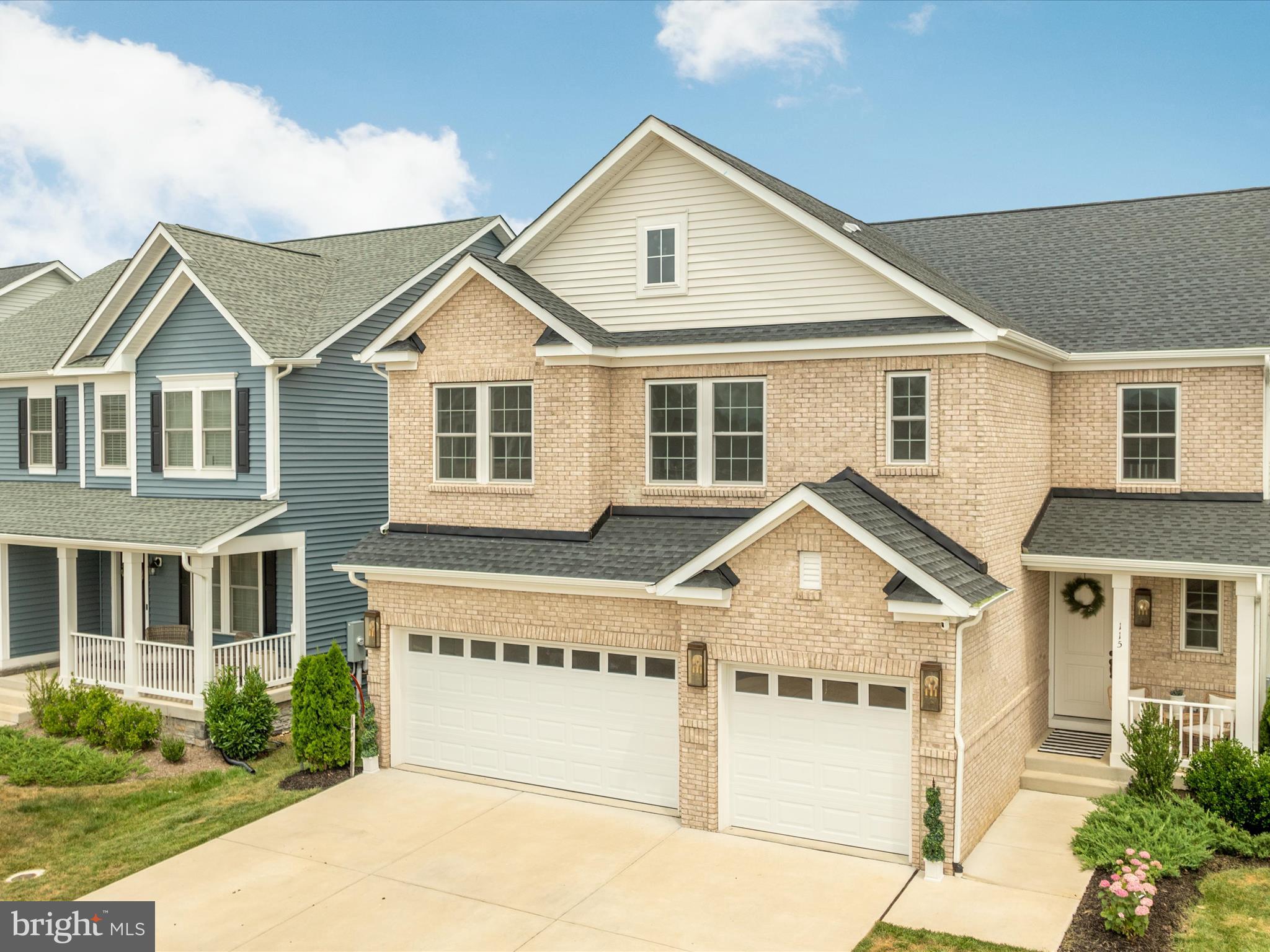 RAVEN OAKS - Residential