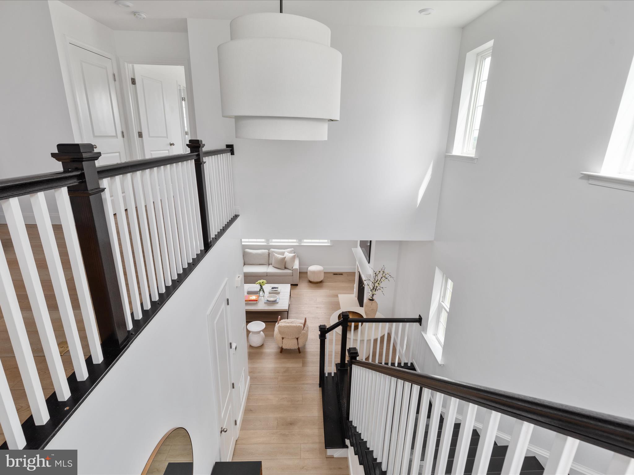 RAVEN OAKS - Residential