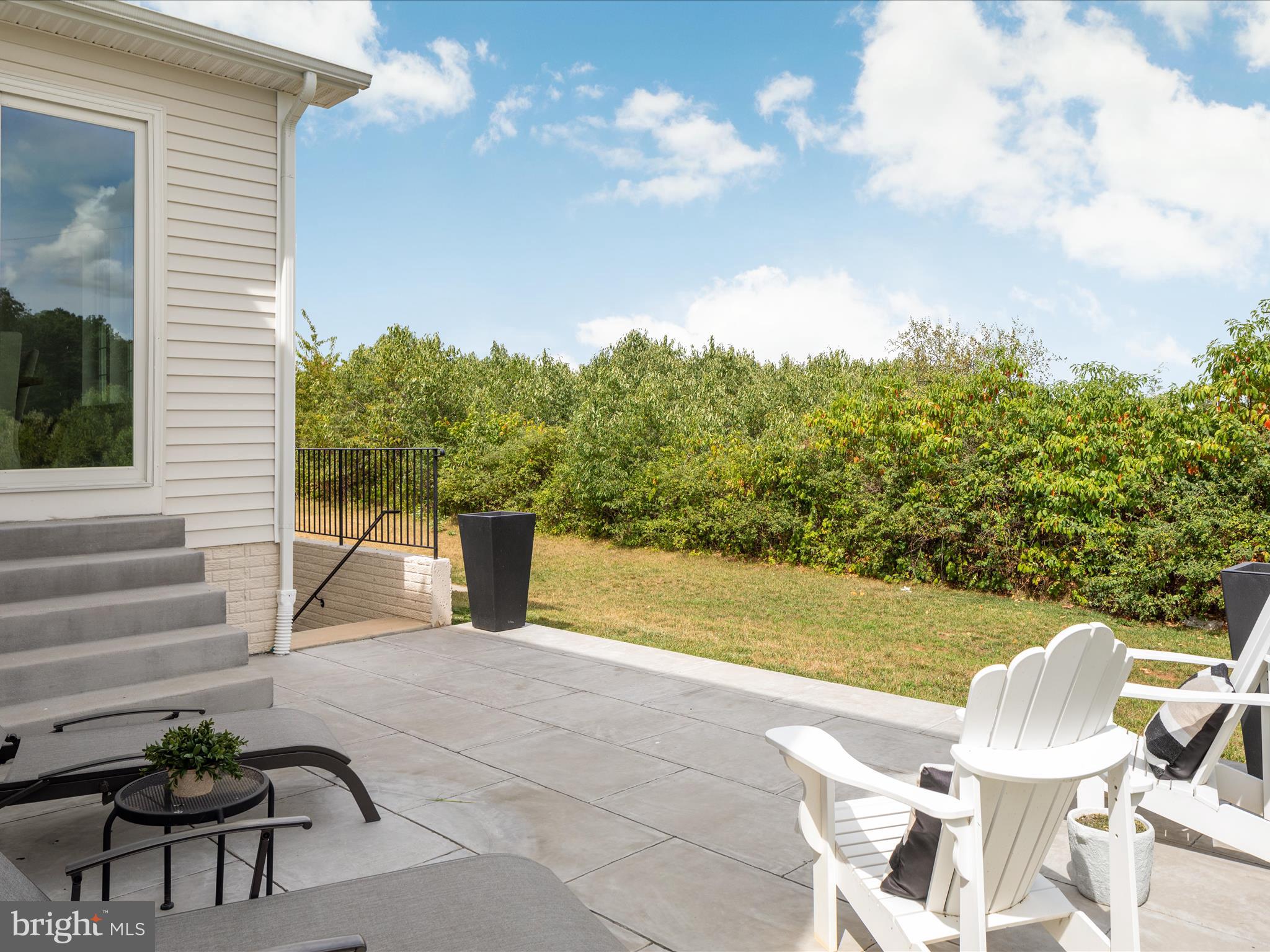 RAVEN OAKS - Residential