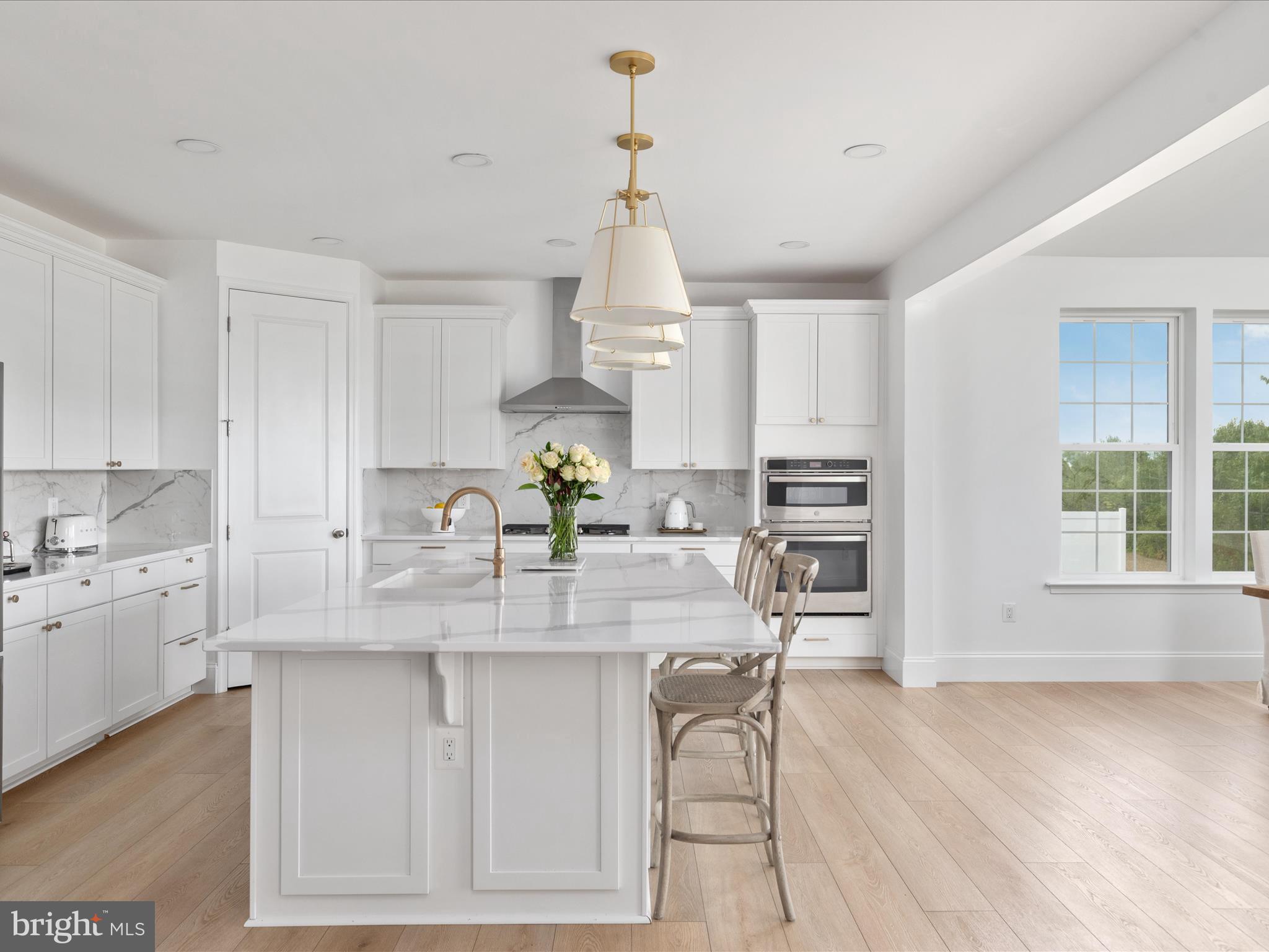 RAVEN OAKS - Residential