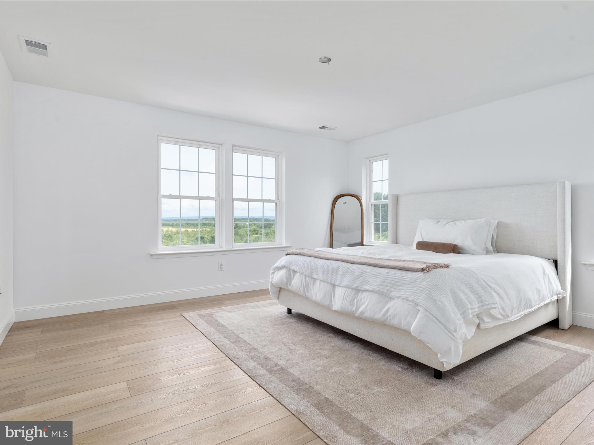 RAVEN OAKS - Residential